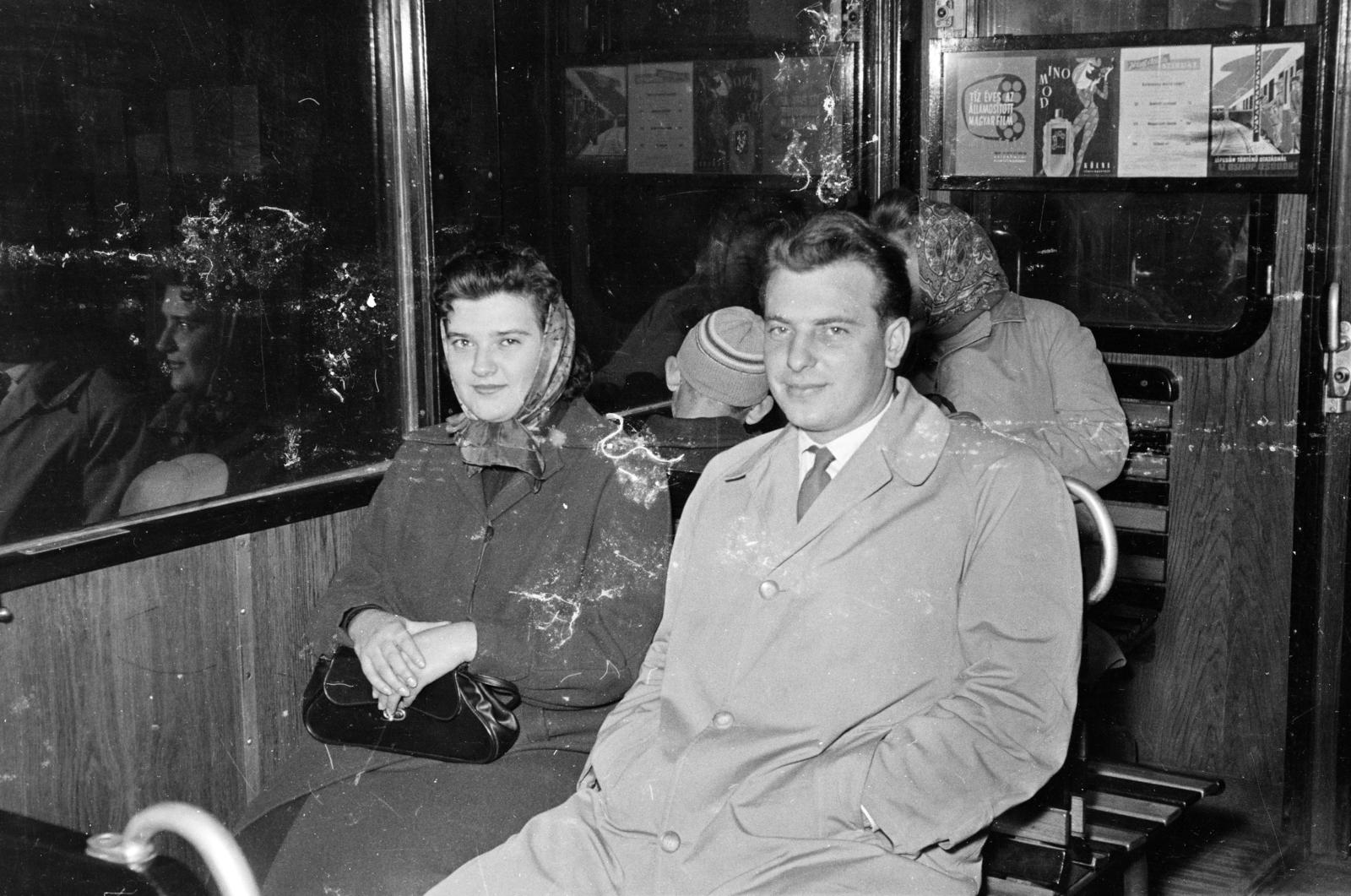 1958, Benedek Tamás, cabin, man and woman, reflection, tram, Fortepan #295250