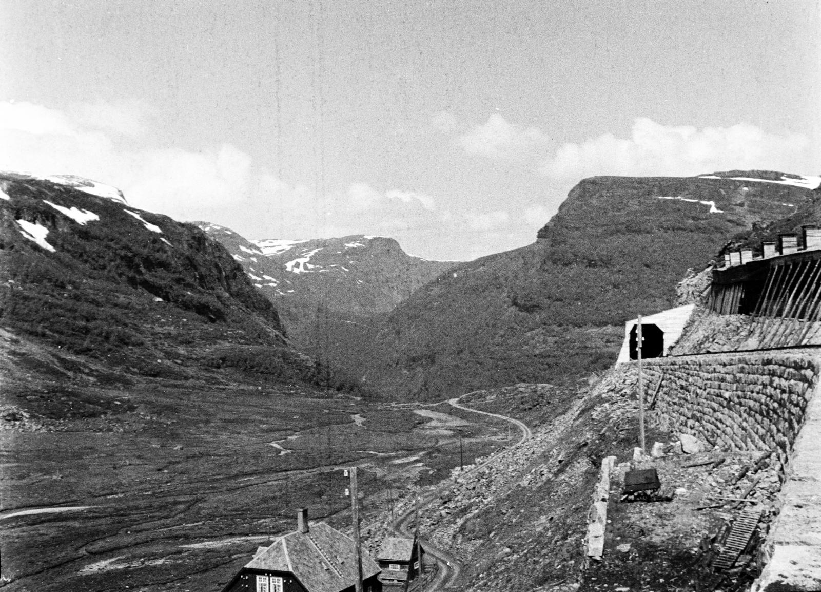 Norway, Aurland, kilátás Myrdal vasútállomástól (Myrdal stasjon)., 1936, Rákóczi Péter, Fortepan #295699
