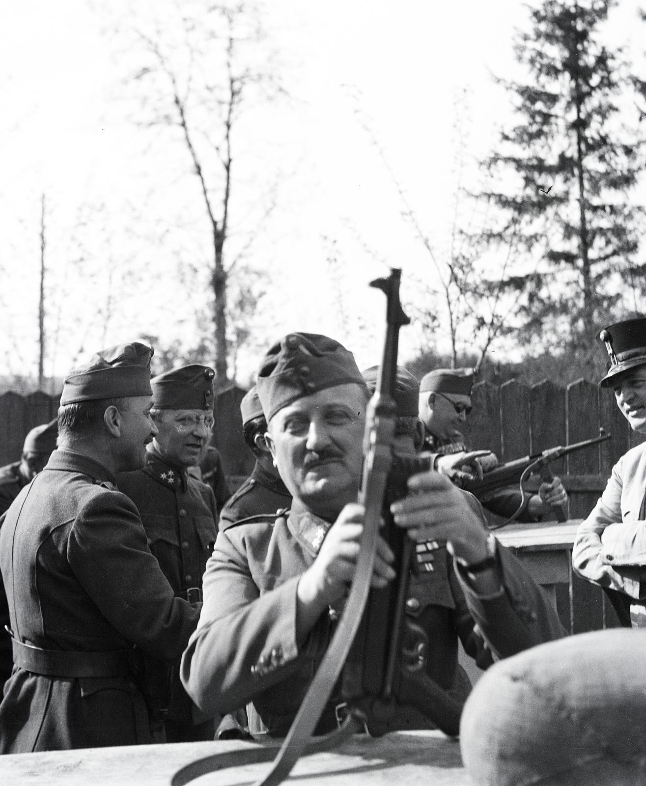 1941, Száraz Miklós György, Fortepan #295721