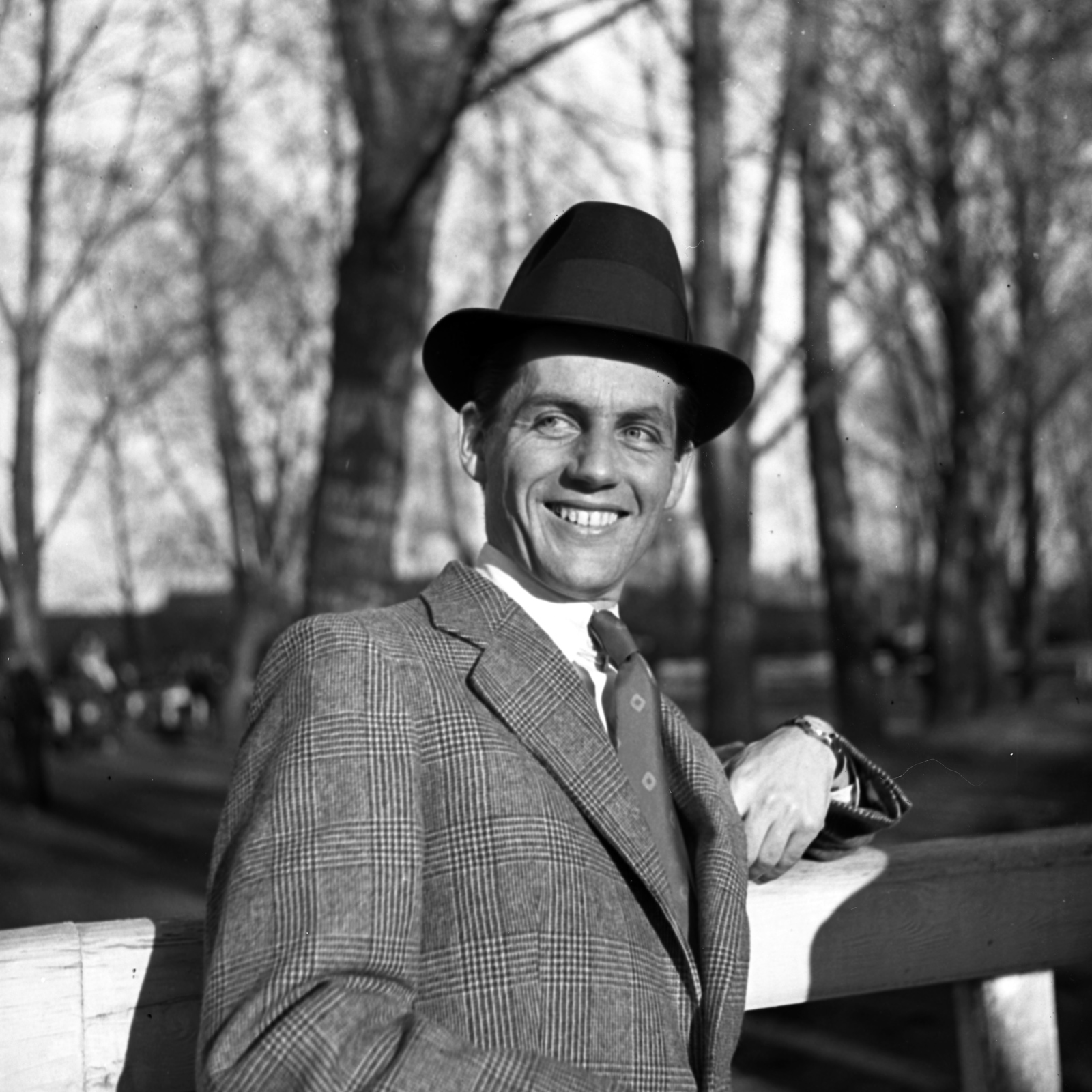 1938, Kölcsey Ferenc Dunakeszi Városi Könyvtár / Petanovits fényképek, portrait, hat, Fortepan #29579
