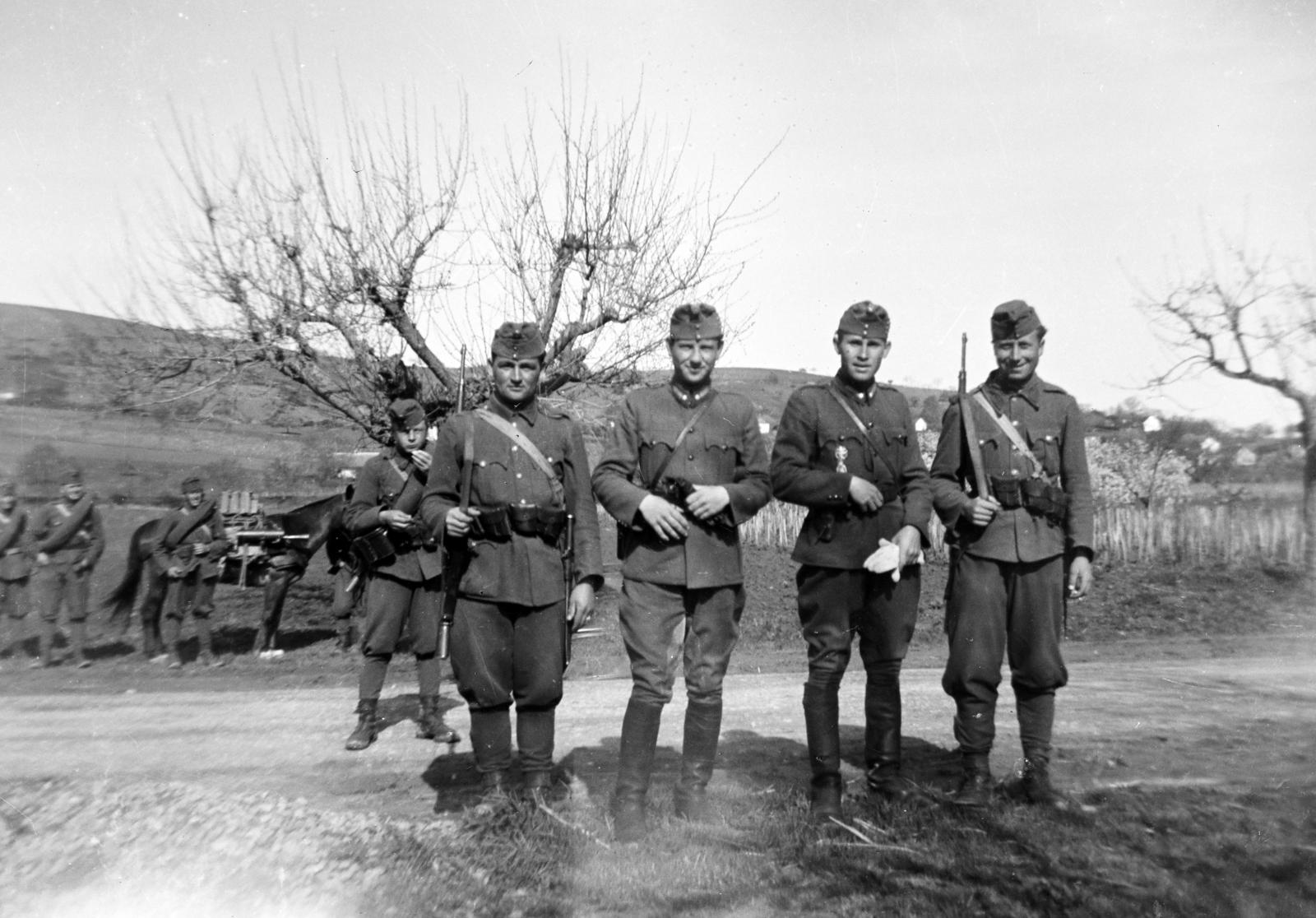 1942, Virágvölgyi István, Szalontai János, Fortepan #295854