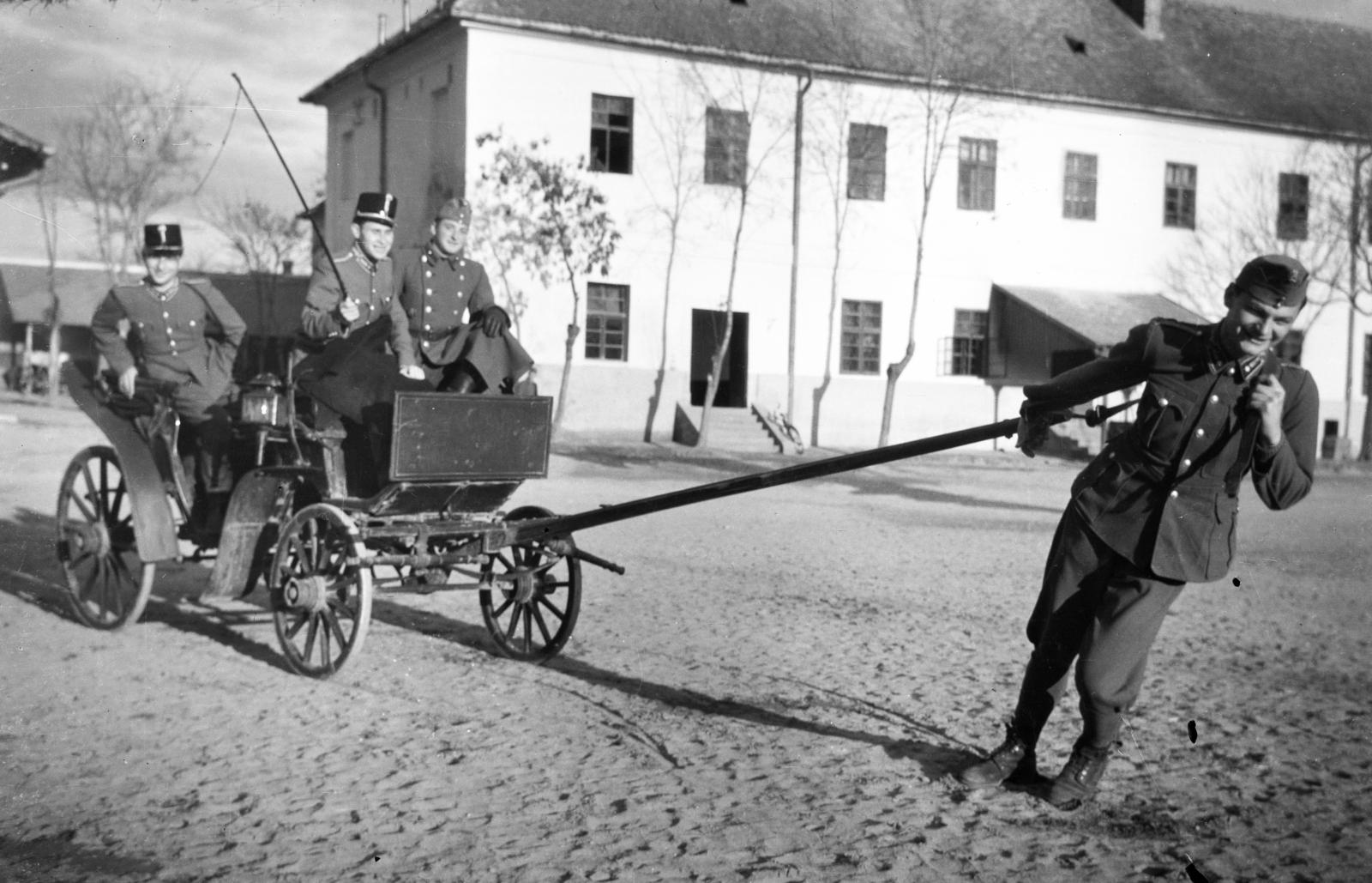 1942, Virágvölgyi István, Szalontai János, Fortepan #295857