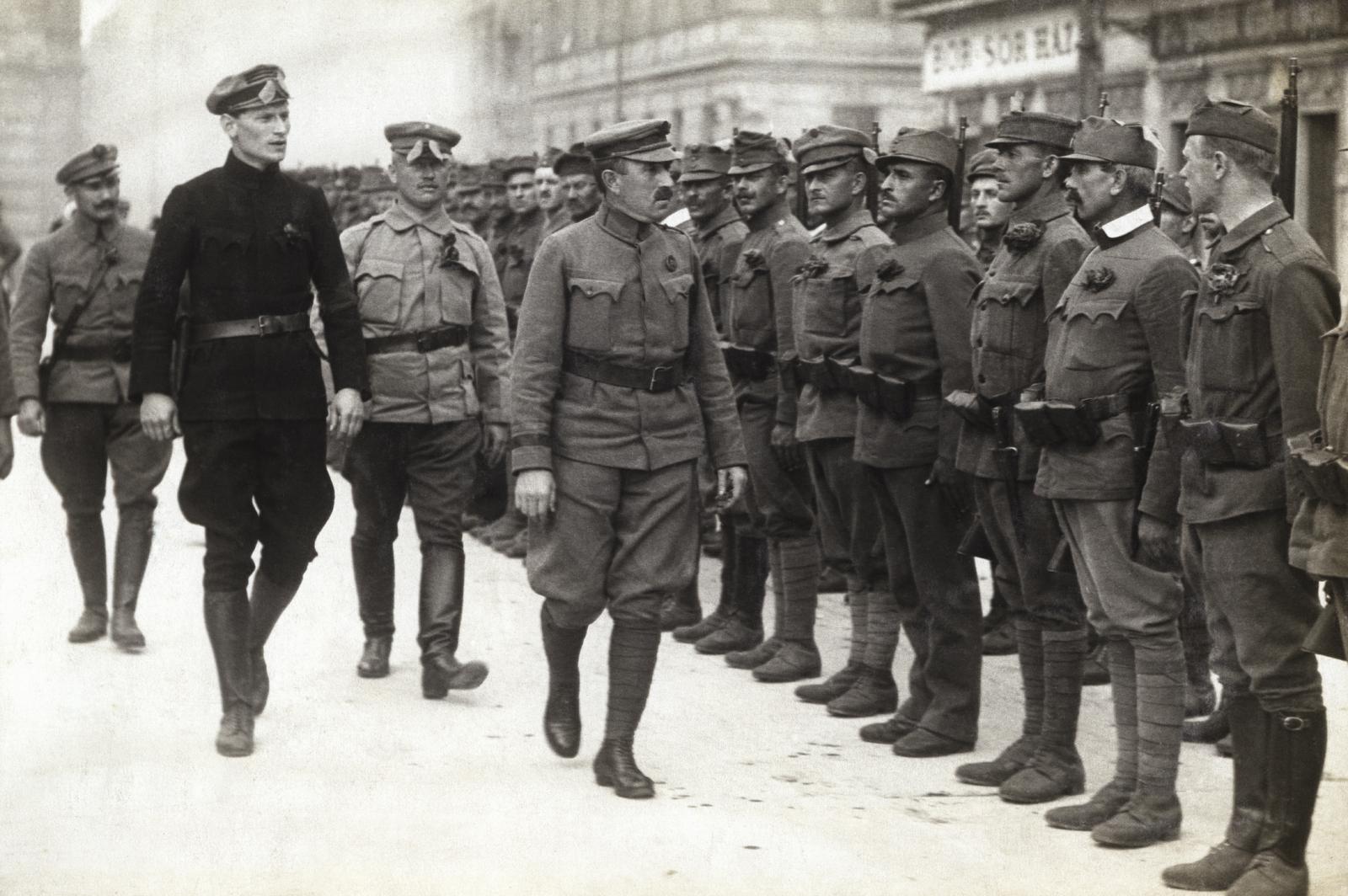 1919, Kieselbach Galéria, line-up, cartridge pouch, Fortepan #295978