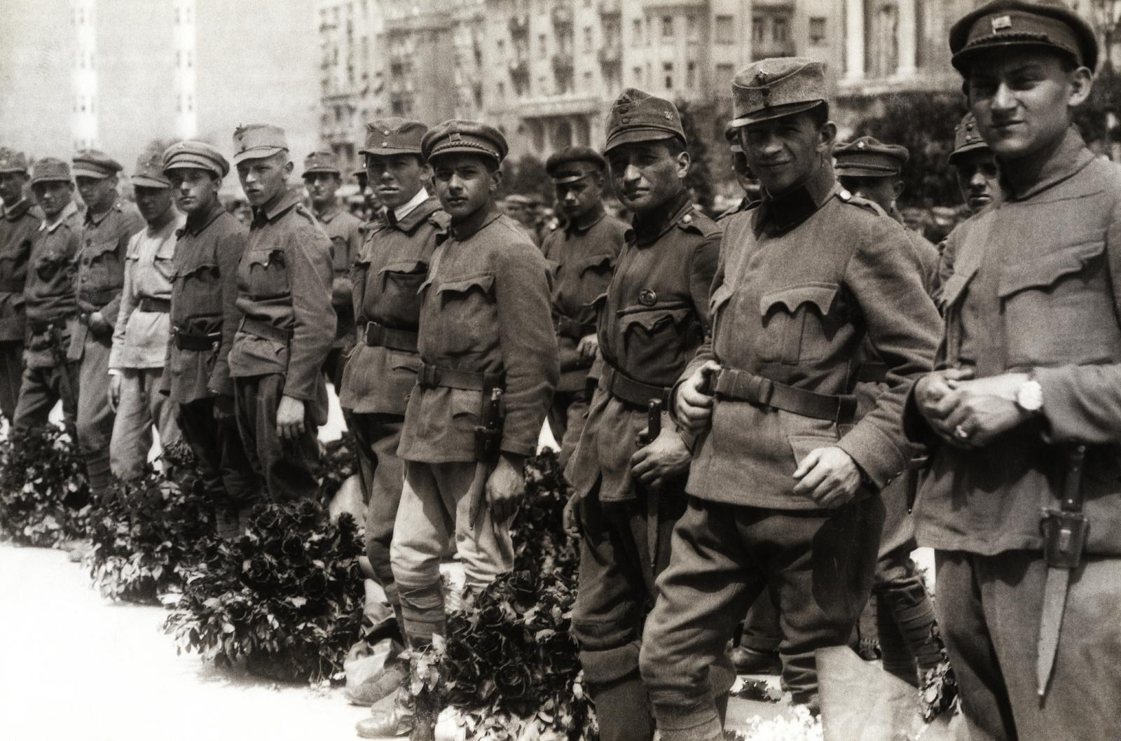 1919, Kieselbach Galéria, soldier, bayonet, Fortepan #295992
