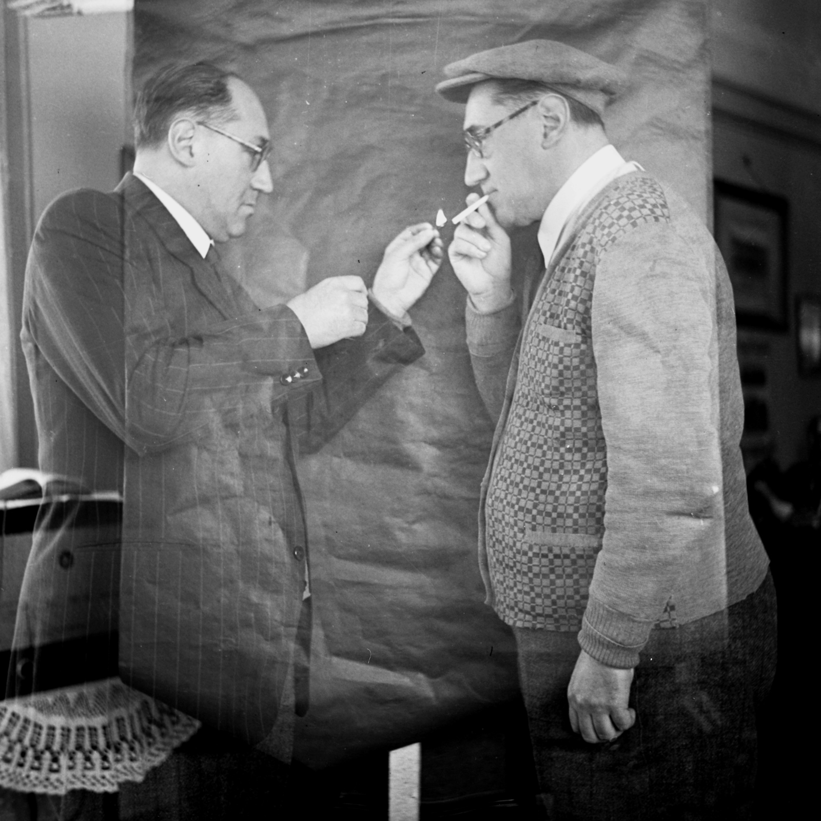 1938, Kölcsey Ferenc Dunakeszi Városi Könyvtár / Petanovits fényképek, cigaretta, filmtrükk, Best of, kettős expozíció, Fortepan #29659