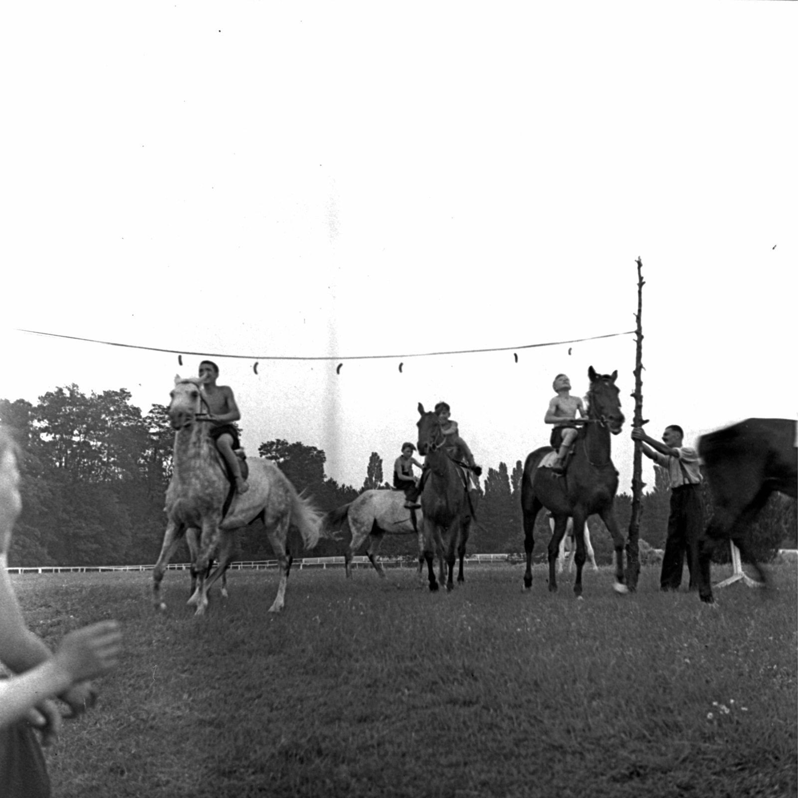 Magyarország, Alag, Dunakeszi, Levente ünnep., 1938, Kölcsey Ferenc Dunakeszi Városi Könyvtár / Petanovits fényképek, levente, Fortepan #29674