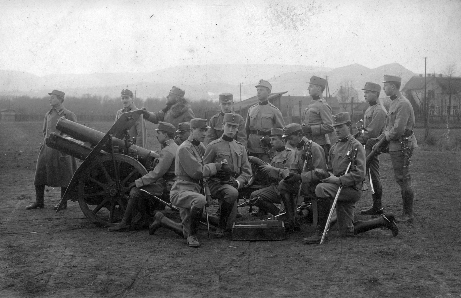 Hungary, Budapest XI., Császári és Királyi lőgyakorlótér., 1917, Cholnoky Tamás, First World War, military, soldier, sword, ordnance, Budapest, Fortepan #29796