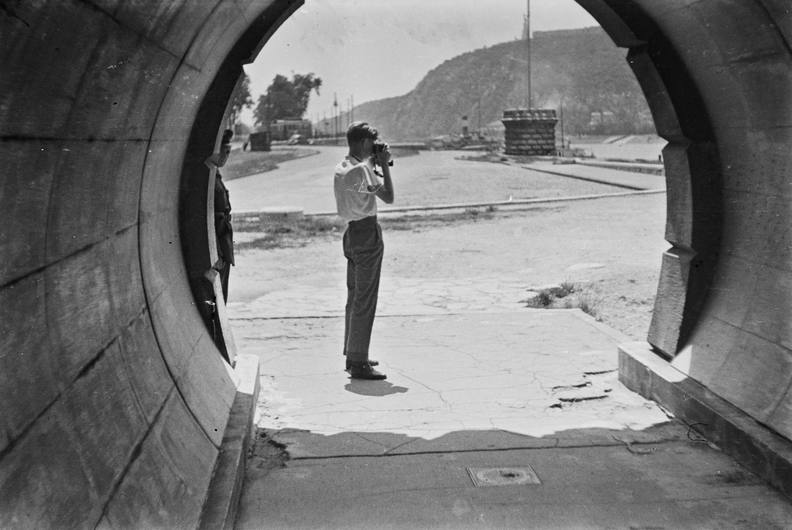 Hungary, Budapest V., Széchenyi Lánchíd pesti hídfője, gyalogos alagút., 1963, Németh Tamás, tunnel, photography, Budapest, Fortepan #29907