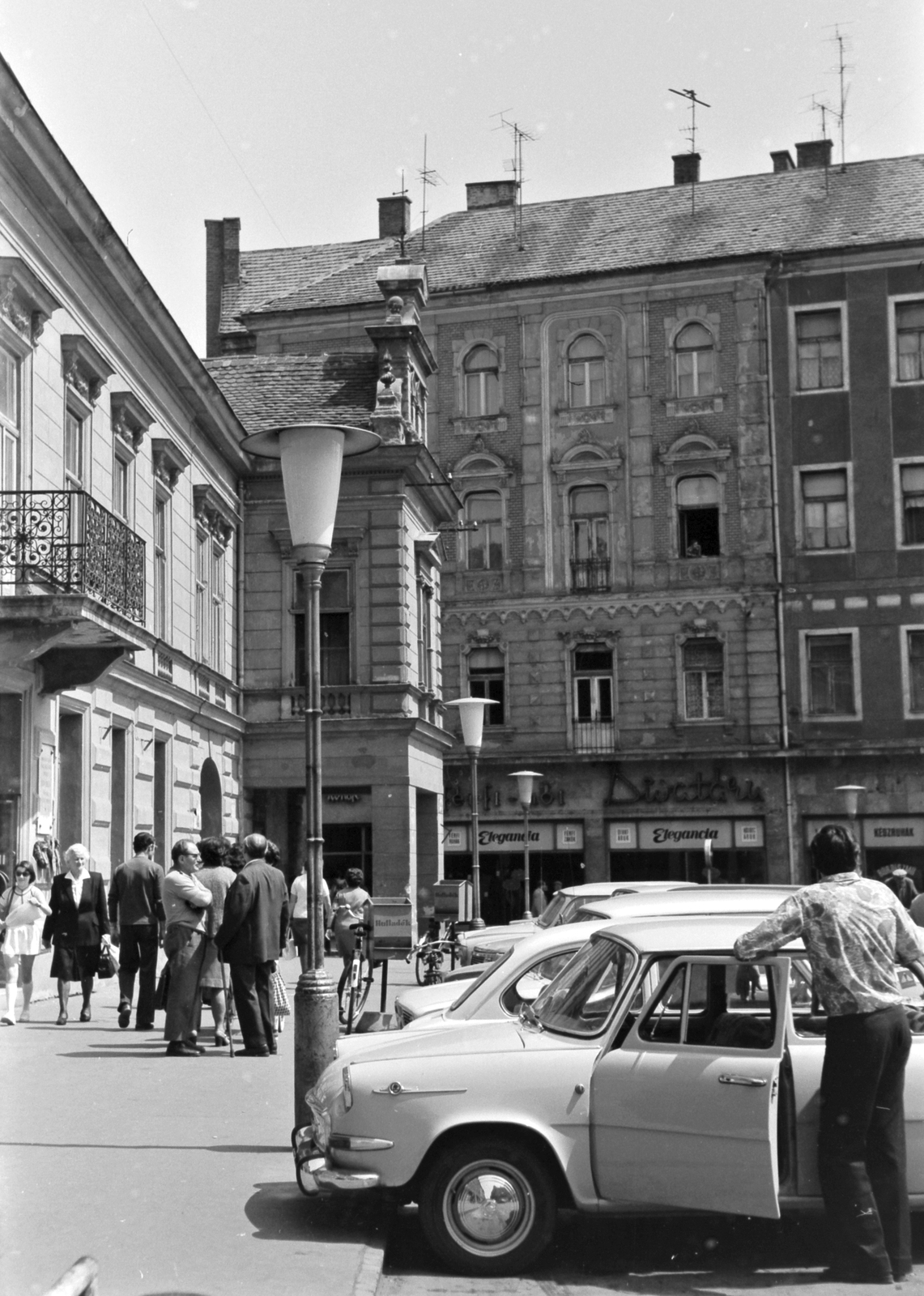 Hungary, Szombathely, Fő (Köztársaság) tér., 1977, Németh Tamás, Trabant-brand, Skoda-brand, Lada-brand, Wartburg-brand, Fortepan #29918
