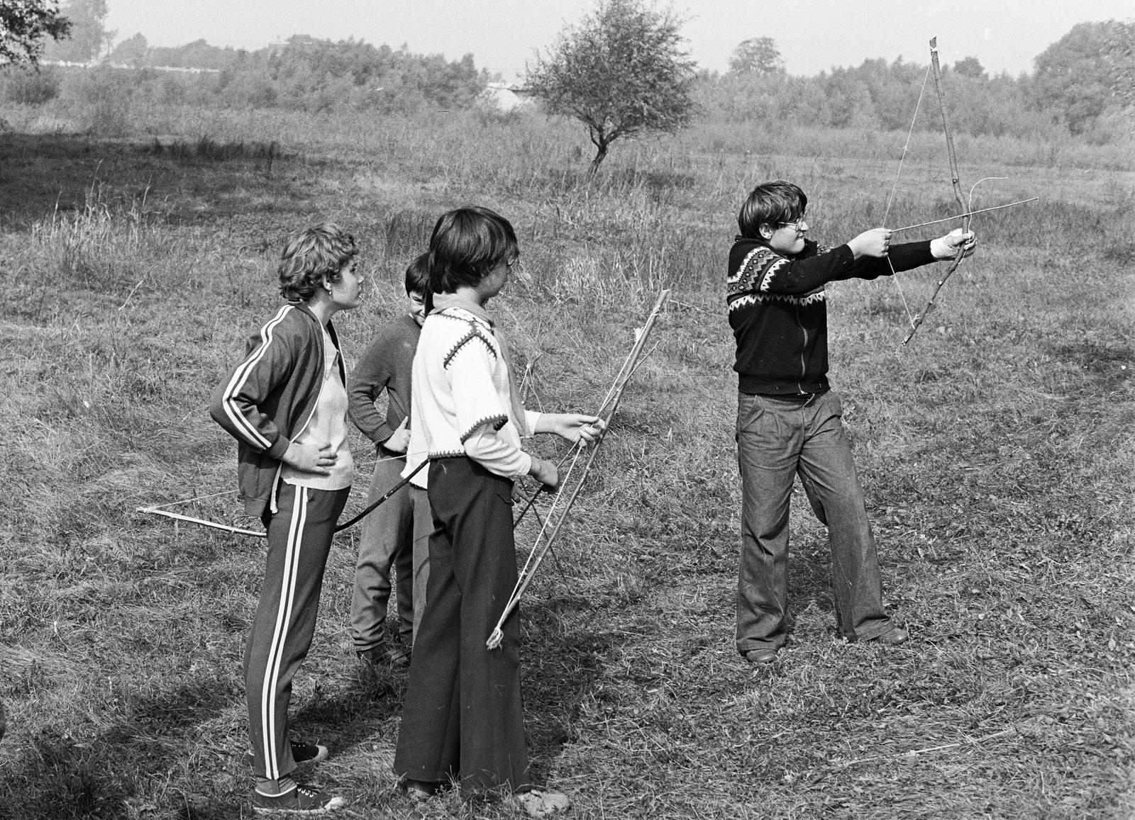1983, Illés Zoltán, archery, Fortepan #300225