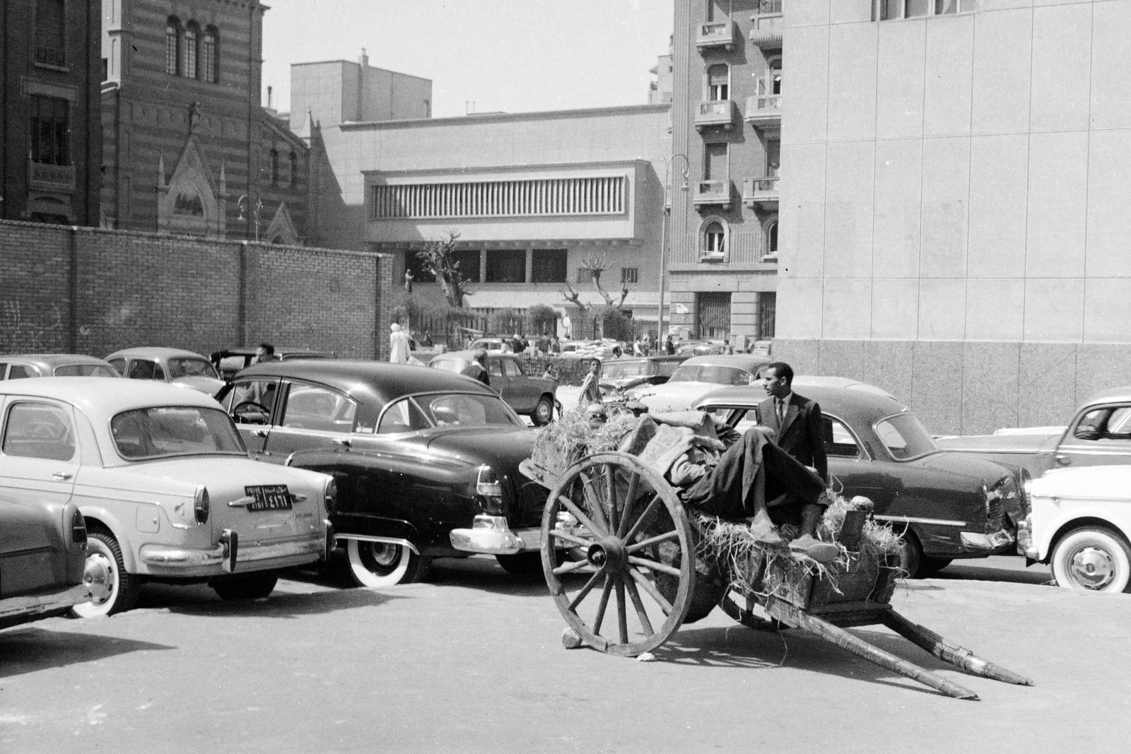 1961, Inkey Tibor, car park, handbarrow, relaxation, Fortepan #300301