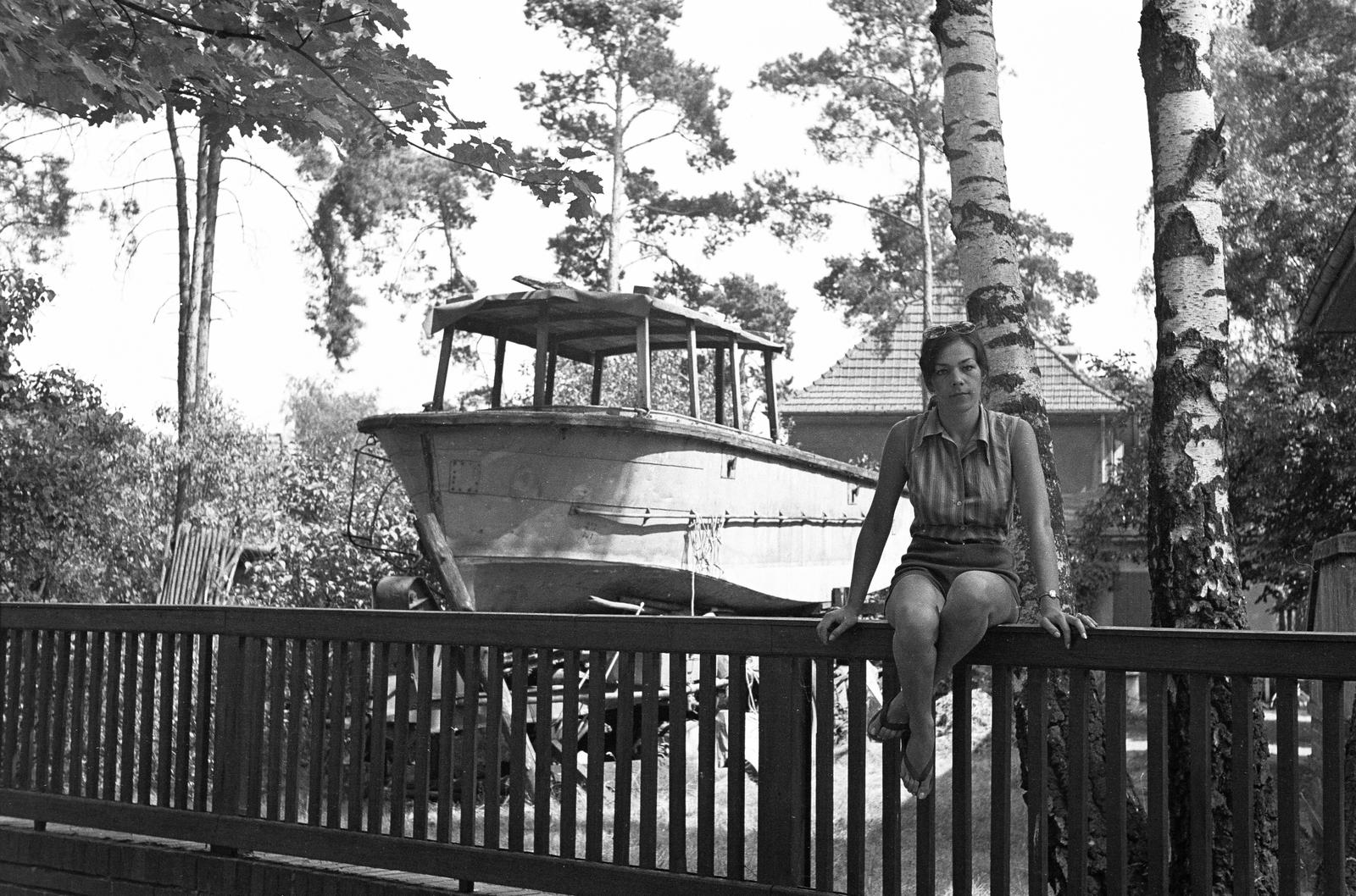 1971, Rékai Zsolt, korláton ülni, Fortepan #300620