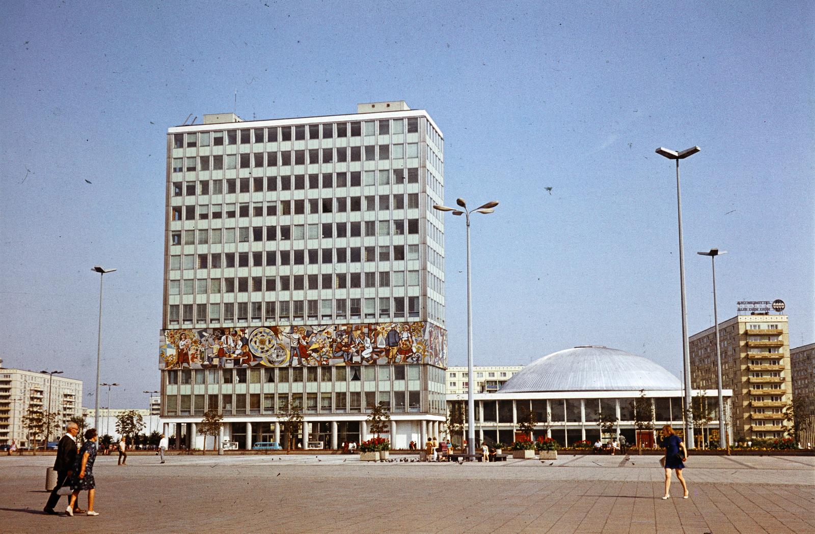 1974, Rékai Zsolt, colorful, socialist realism, decoration, modern architecture, Fortepan #300758