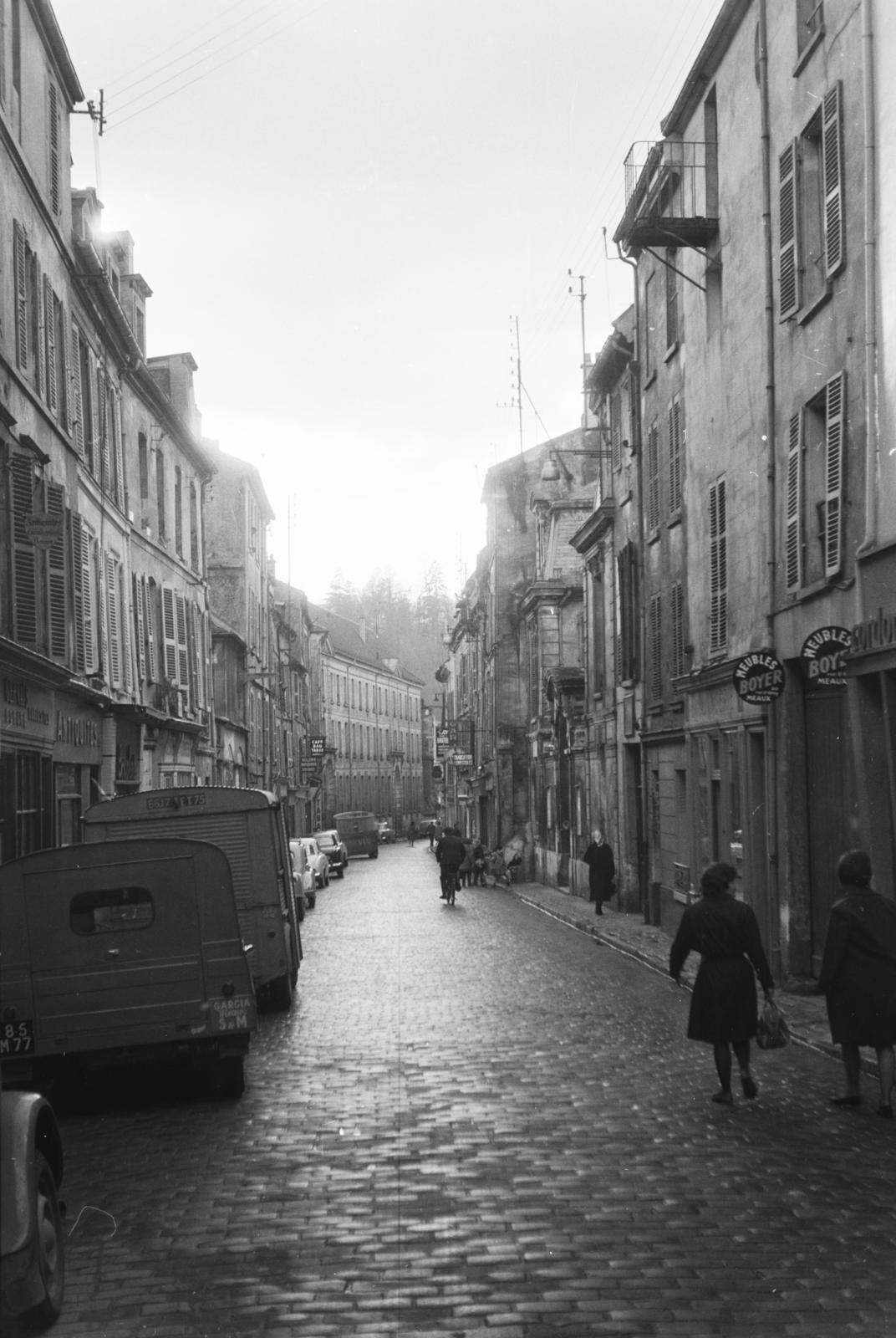 France, Meaux, Rue Saint-Rémy., 1961, Szalay János, Fortepan #300822