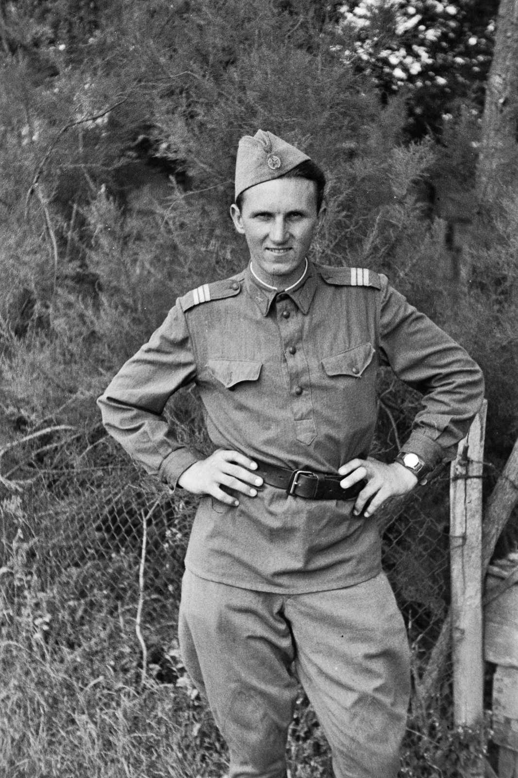 1954, Németh Tamás, portrait, wrist watch, soldier, akimbo, rank, Fortepan #30086