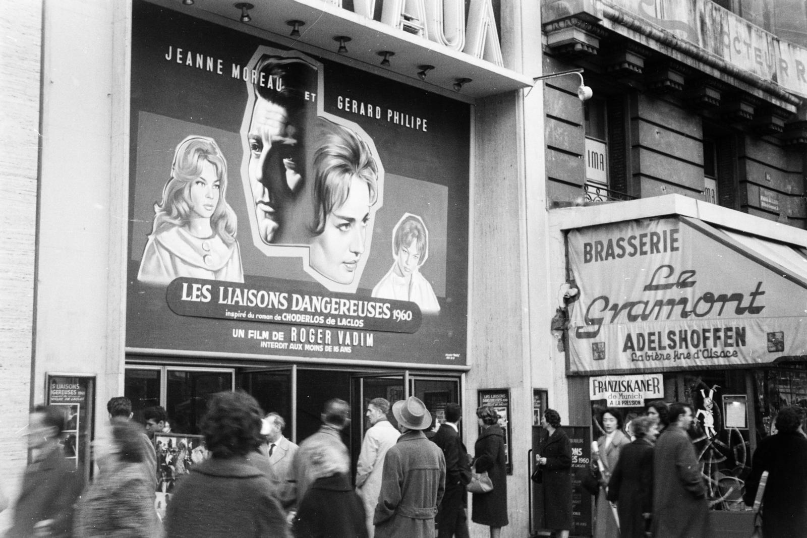 France, Paris, Boulevard des Italiens 15., a MARIVAUX mozi., 1960, Szalay János, movie poster, movie theater, Fortepan #300980