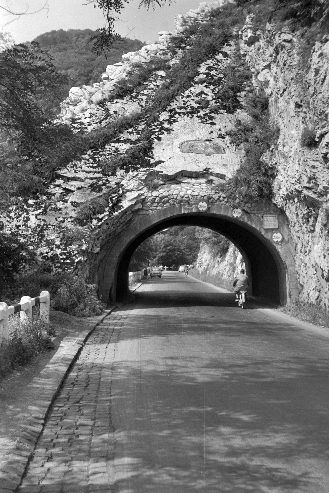 Hungary, Lillafüred, Miskolc, Vadas Jenő utca, alagút., 1965, Németh Tamás, tunnel, Fortepan #30108