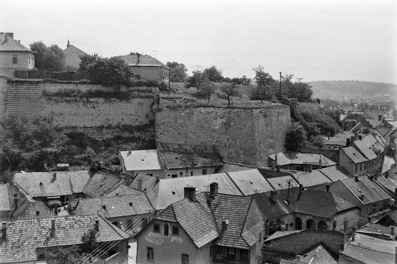 Hungary, Eger, látkép a Minaretből, szemben a Dobó bástya., 1965, Németh Tamás, Fortepan #30118