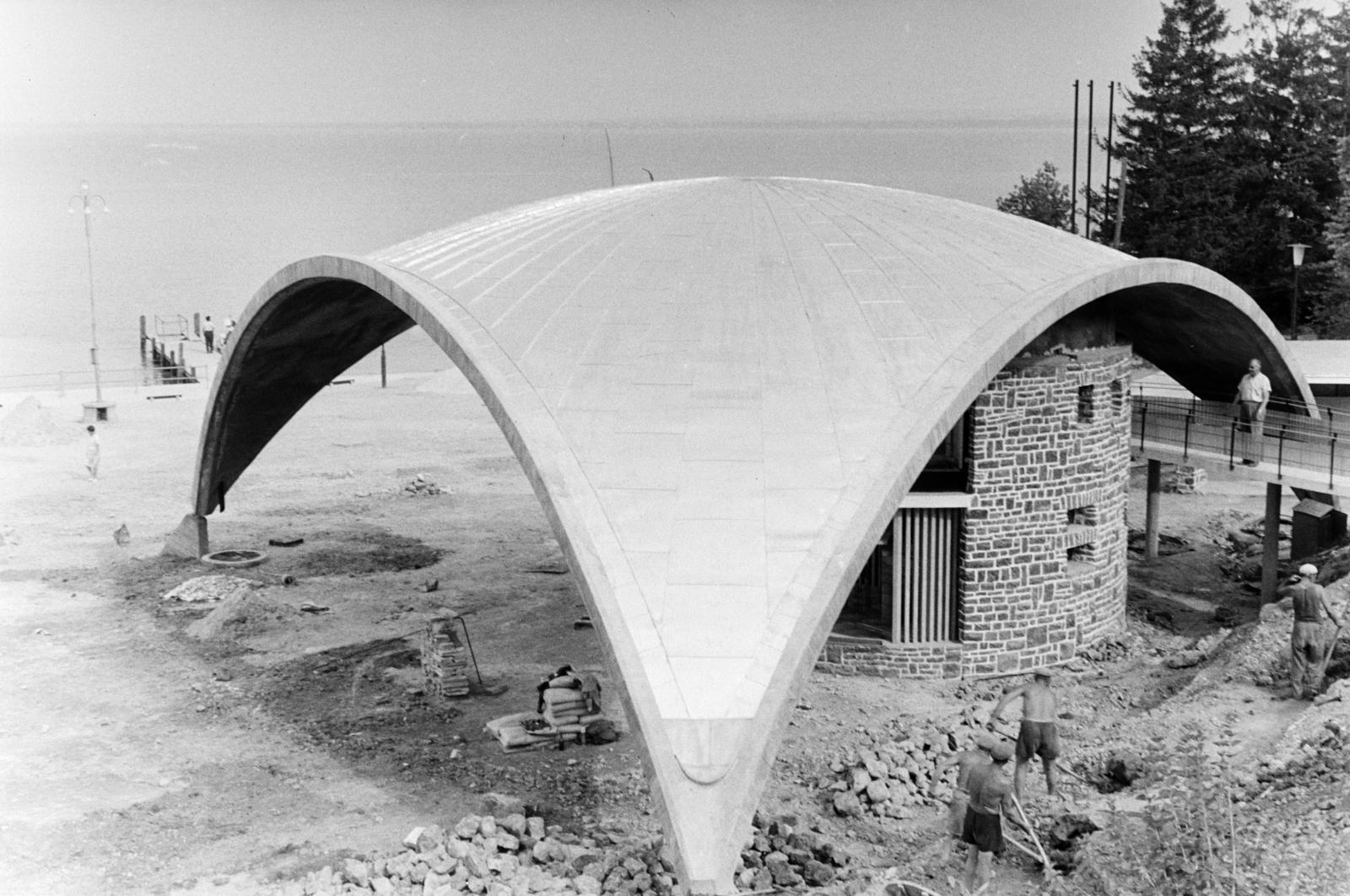 Hungary,Lake Balaton, Tihany, kikötő., 1960, Szalay János, modern architecture, shell structure, Fortepan #301230