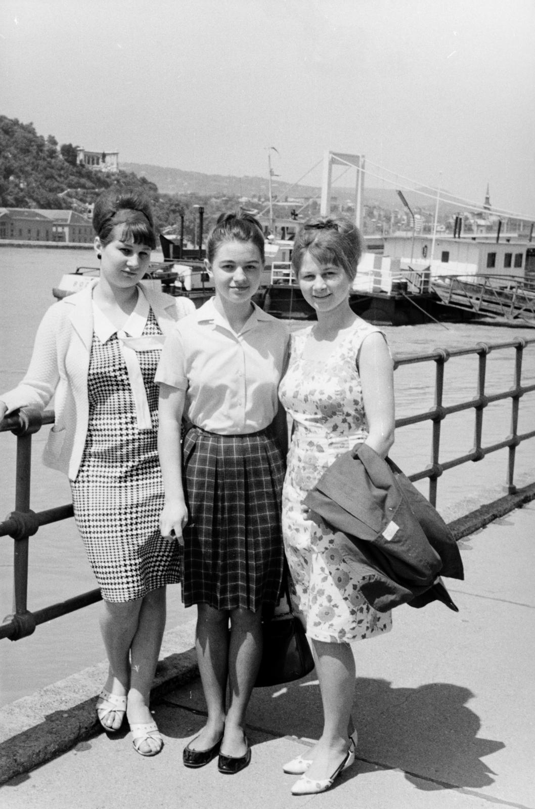 1969, Szalay János, three people, women, summer dresses, Fortepan #301324
