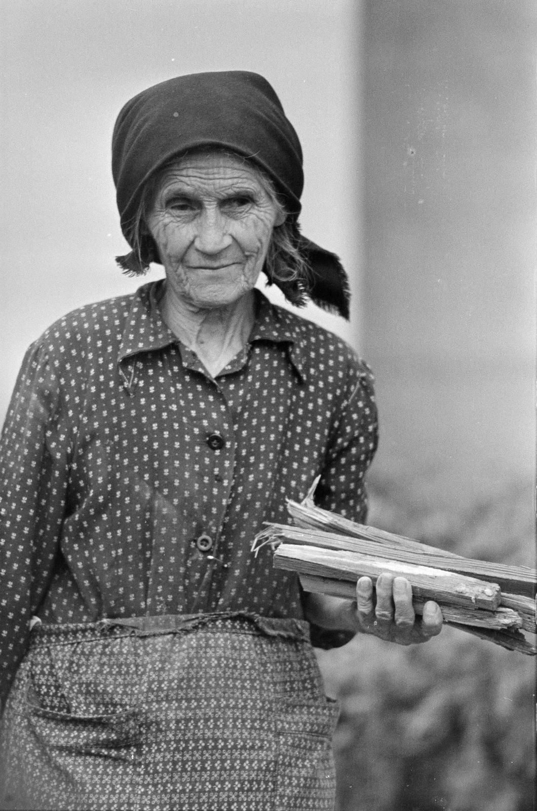 1980, Szaller Károly, idős ember, nő, fejkendő, Fortepan #301727