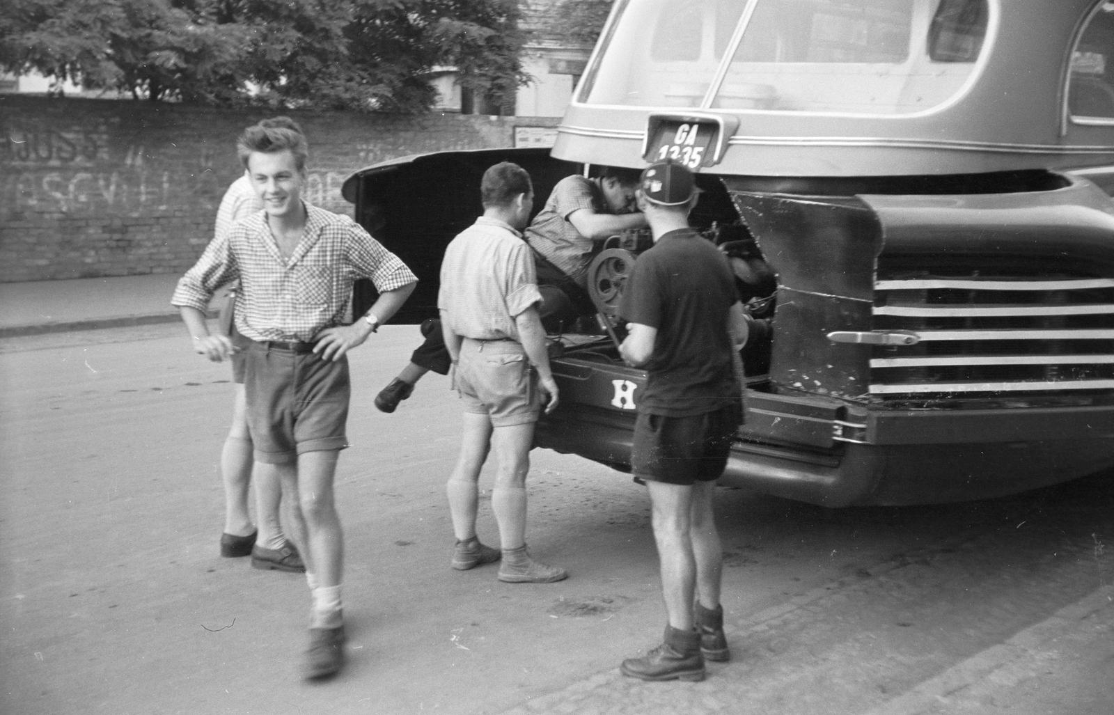 1958, Szalontai Tamás, bus, assembly, Fortepan #301770