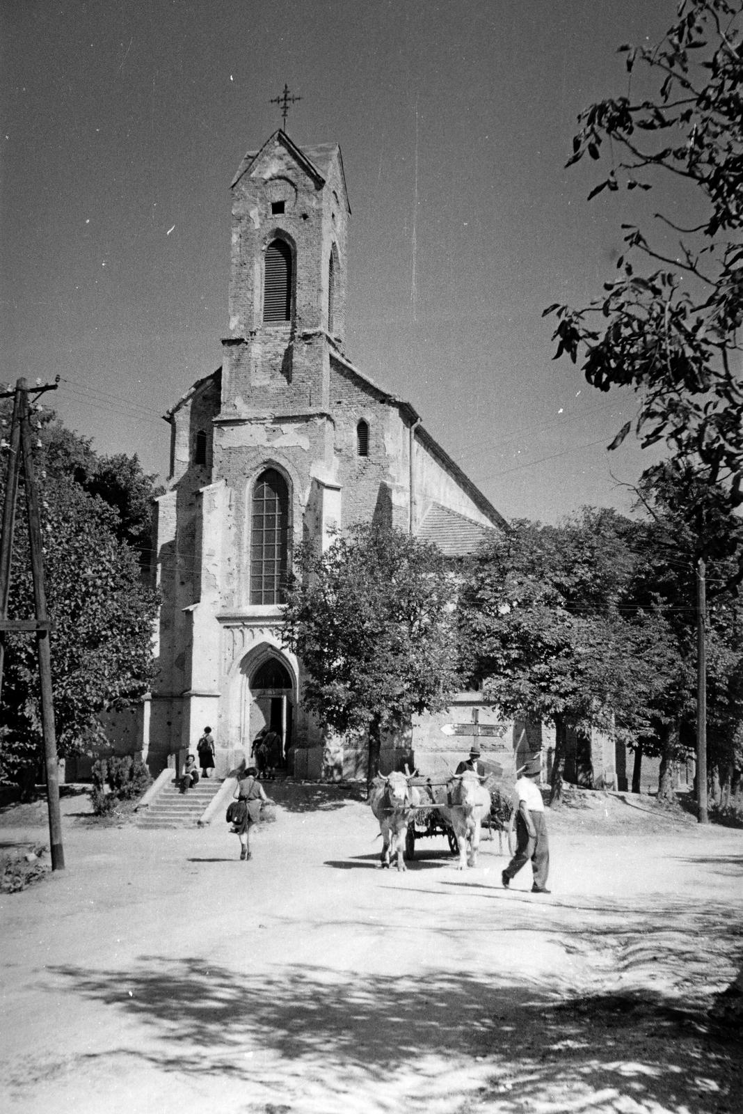 1958, Szalontai Tamás, gothic, chariot, cattle, yoke, church, Fortepan #301774