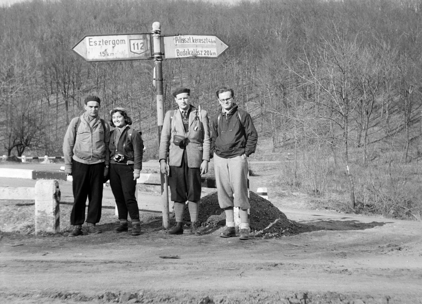 1959, Szalontai Tamás, tourist, road signs, camera, Fortepan #301937