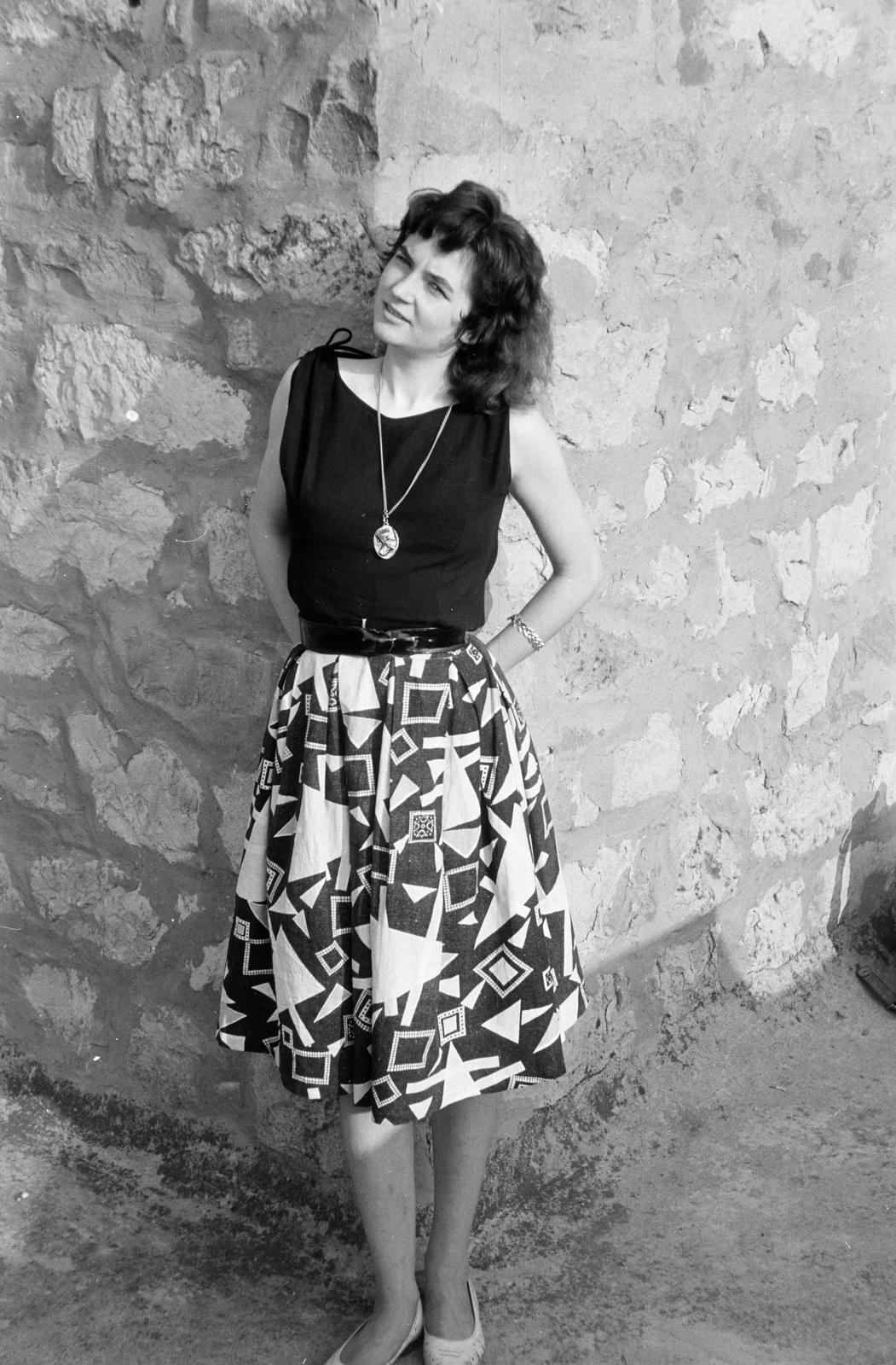 1970, Szalontai Tamás, necklace, lady, medal, Fortepan #302104