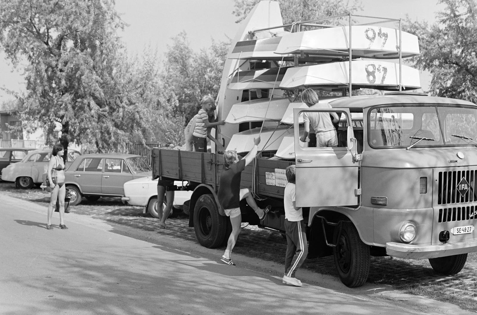 1980, Szalontai Tamás, rendszám, IFA-márka, szállítás, csónak, IFA W50, Fortepan #302117