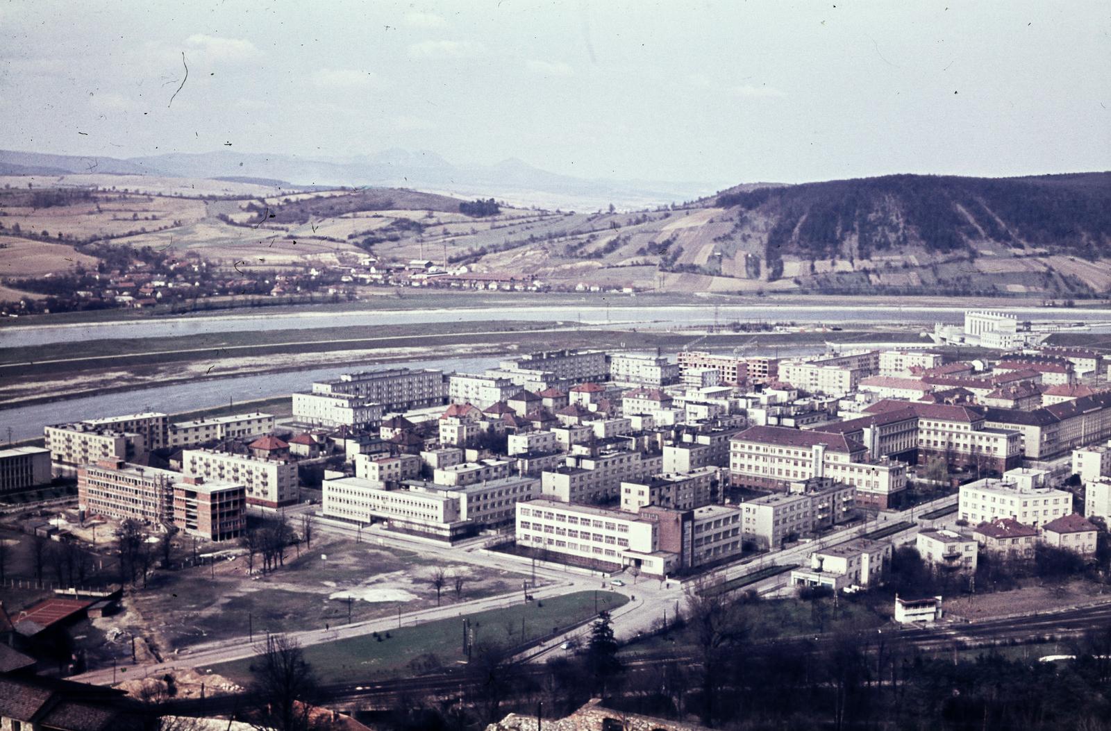 1960, Szalontai Tamás, bird's eye view, mountain, blocks, river, colorful, Fortepan #302139
