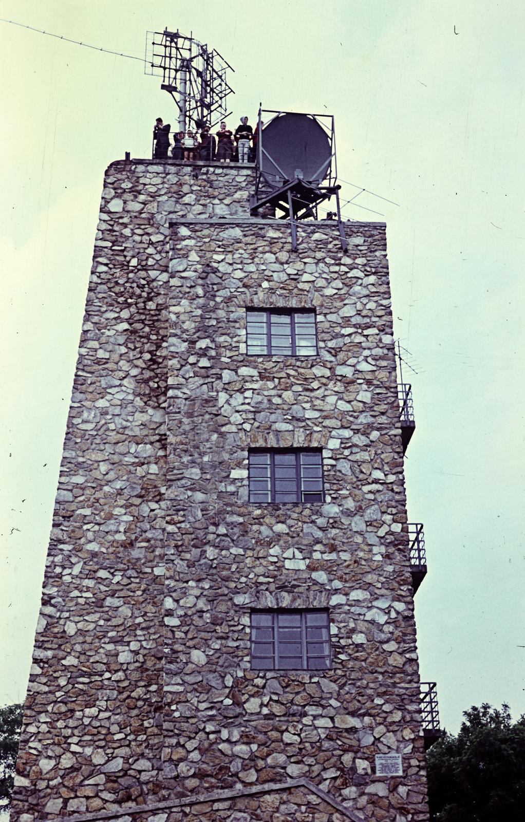 Magyarország, Sopron, Károly-kilátó., 1960, Szalontai Tamás, tévétorony, terméskő, osztott ablak, színes, Fortepan #302147