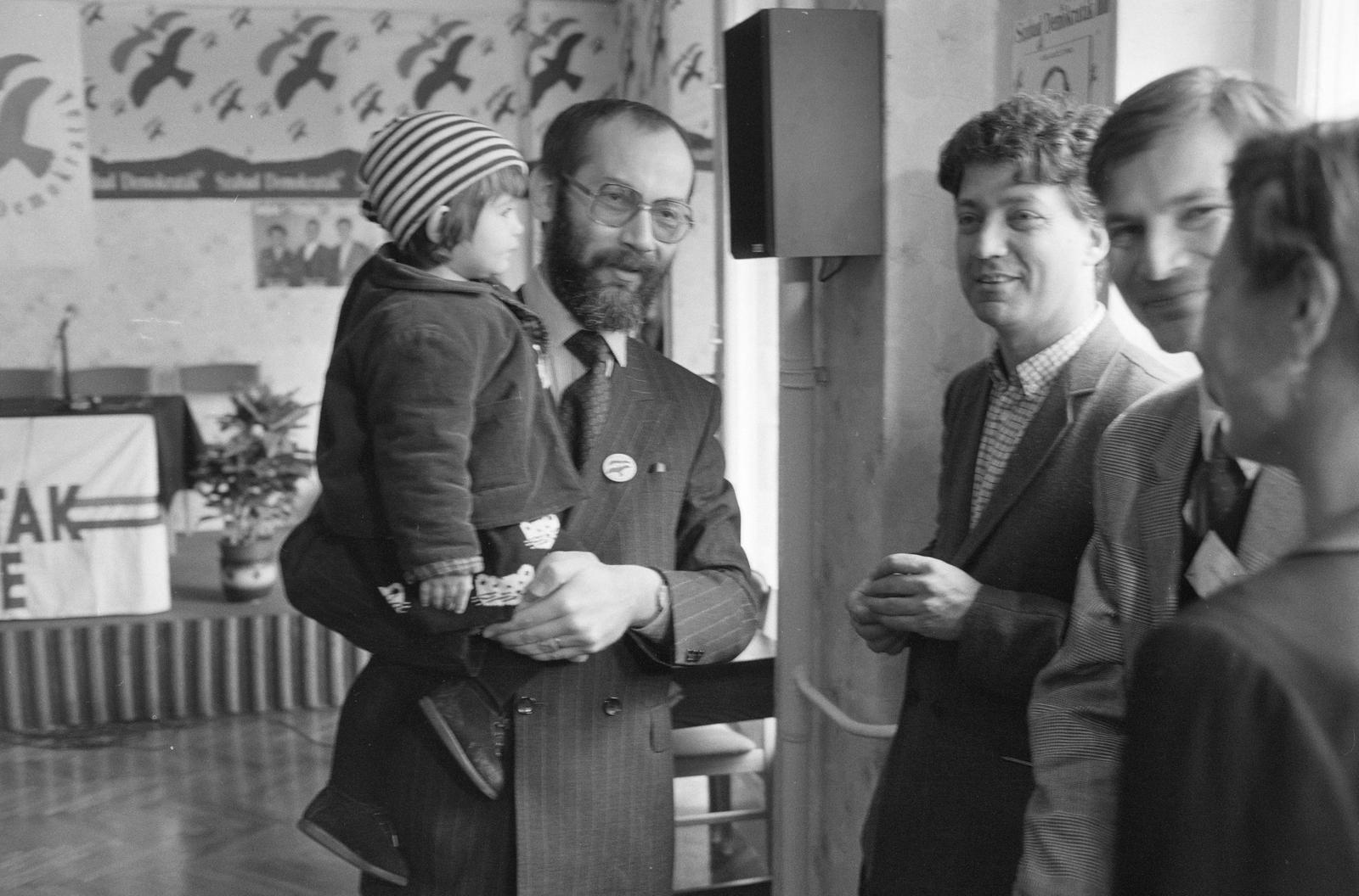 1990, Szebeni András, Best of, kitűző, politikus, híres ember, Fortepan #302314