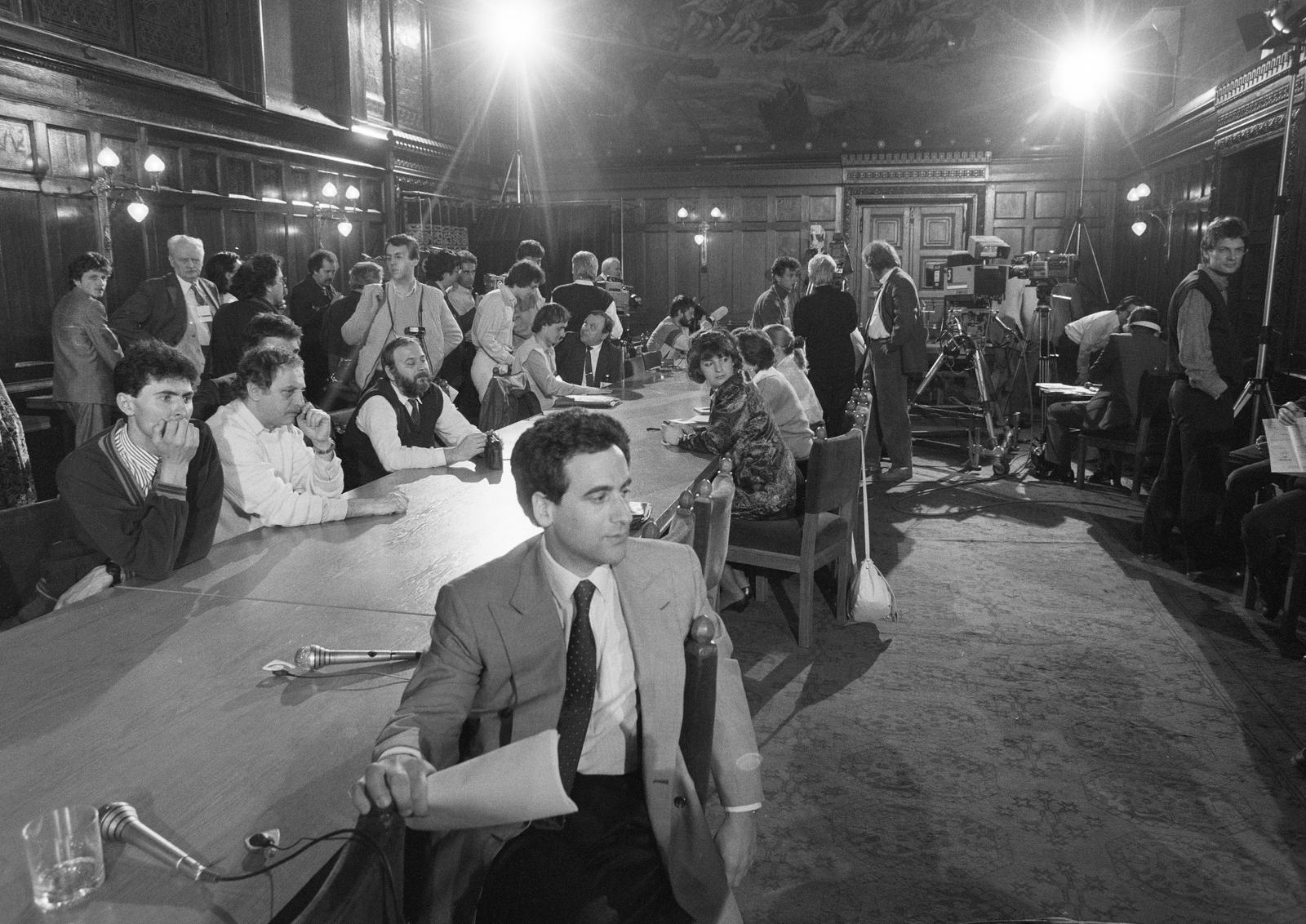 1990, Szebeni András, press conference, Fortepan #302316