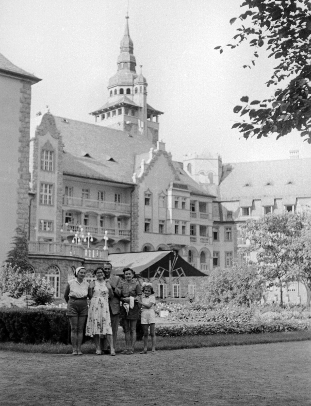 Magyarország, Lillafüred, Miskolc, Palotaszálló a park felől., 1957, Németh Tamás, szálloda, neoreneszánsz, Lux Kálmán-terv, Fortepan #30234