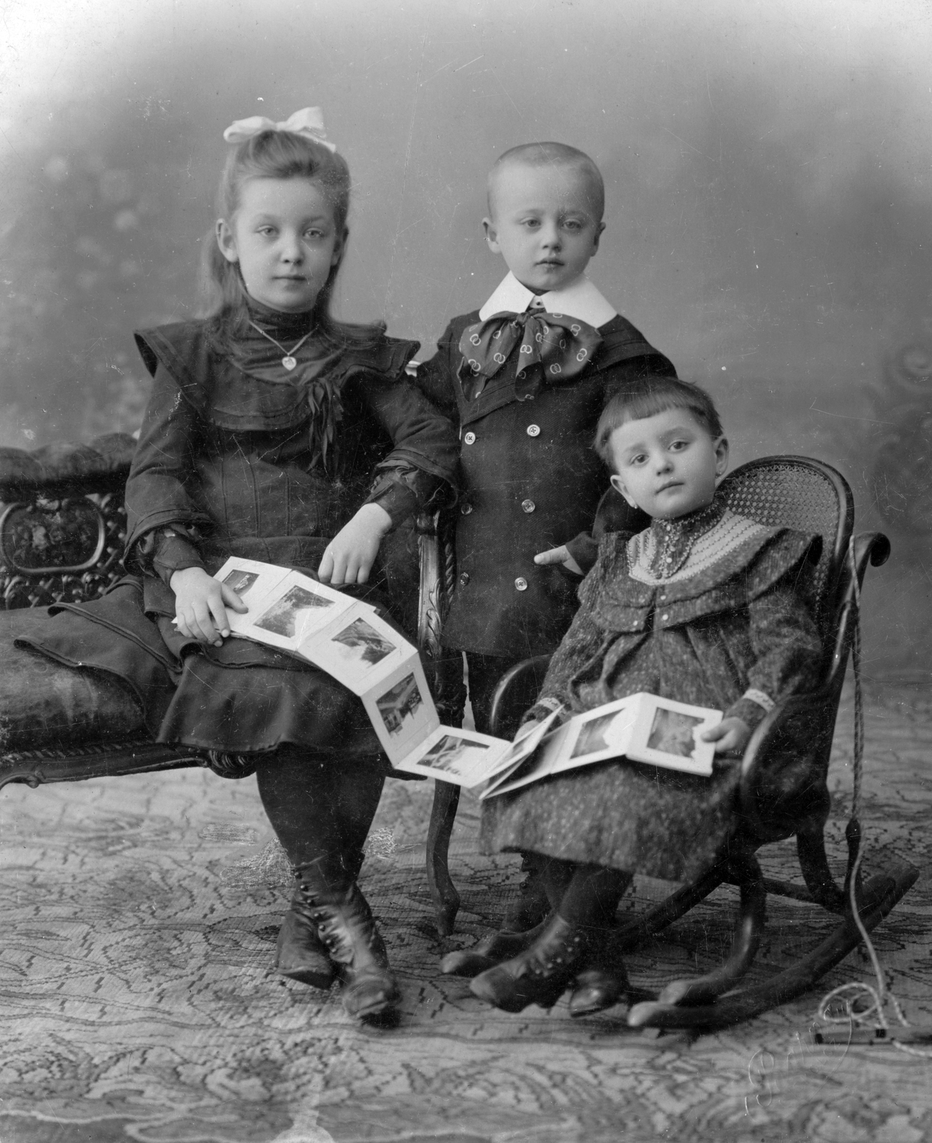 1903, Pétek Edit, rocking chair, kids, tonett, three people, Fortepan #30251