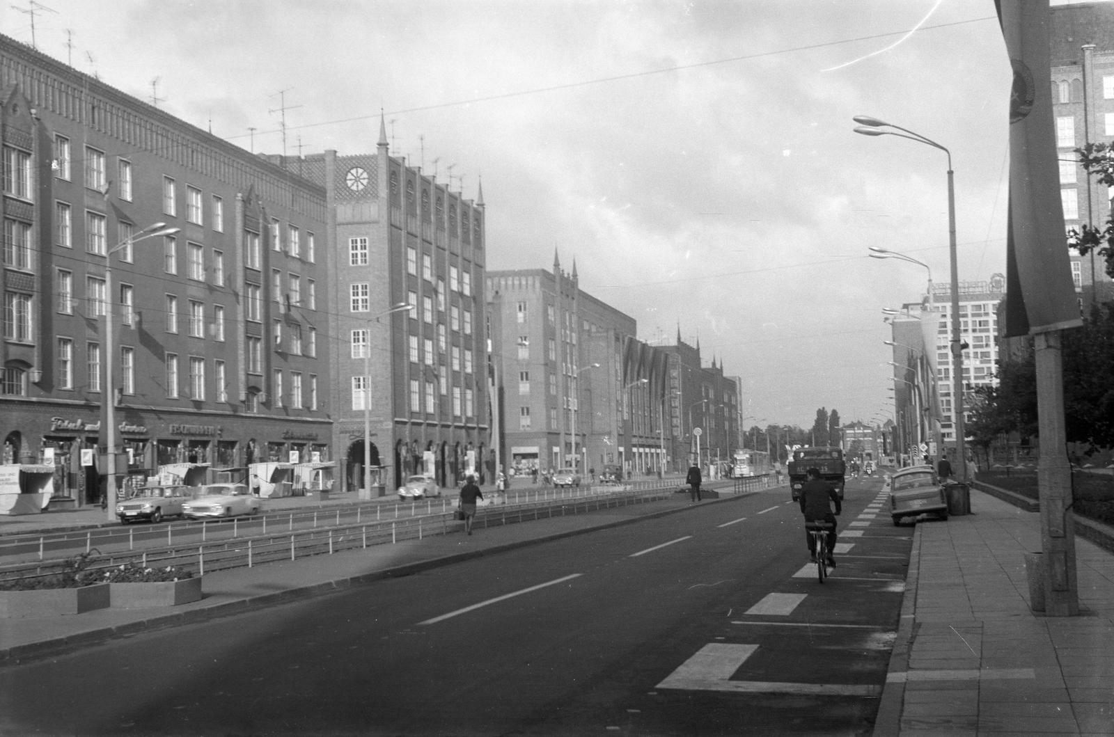 1966, Szomolányi József, utcakép, kerékpár, Fortepan #302617