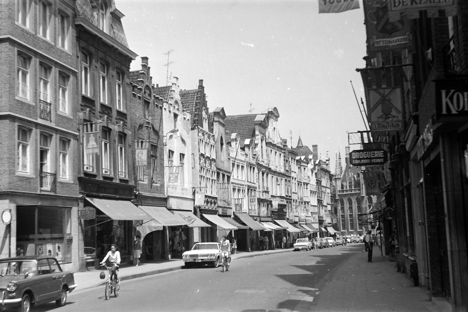 1968, Szomolányi József, street view, awning, bicycle, Fortepan #302646