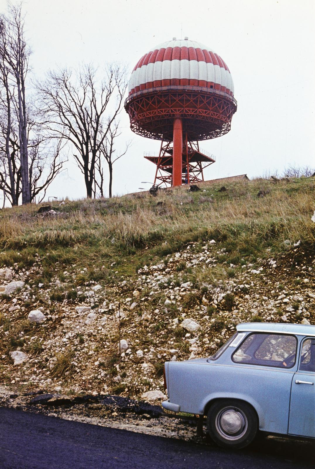 Hungary, Bakony, Kőris-hegy, radarállomás., 1975, Szomolányi József, colorful, modern art, Fortepan #302654