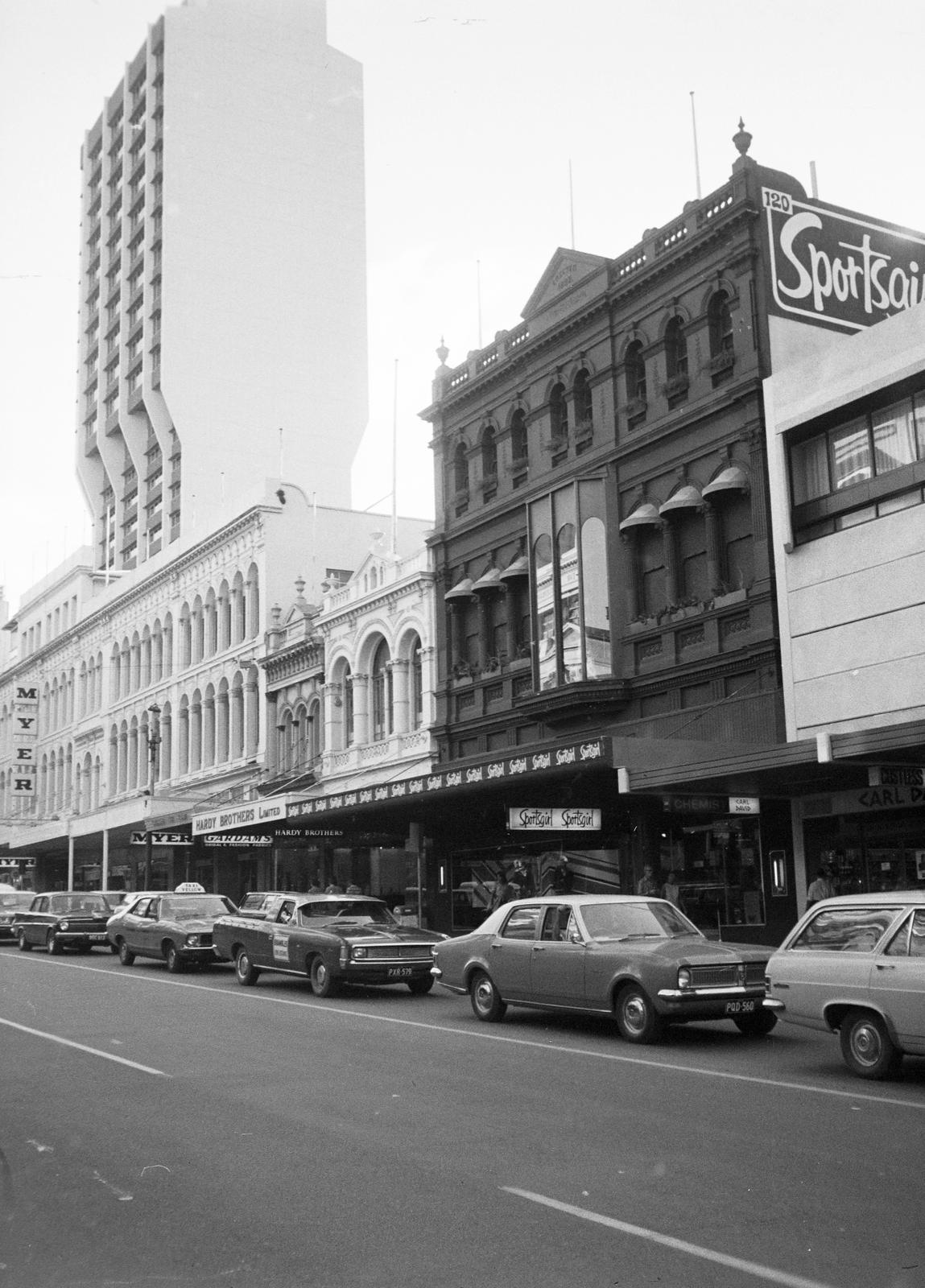 1978, Szomolányi József, high-rise building, tenement house, traffic, number plate, Australian brand, Fortepan #302670