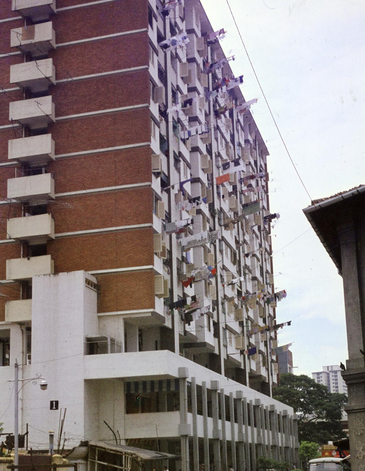 1977, Szomolányi József, modern architecture, colorful, hanging clothes, Fortepan #302709