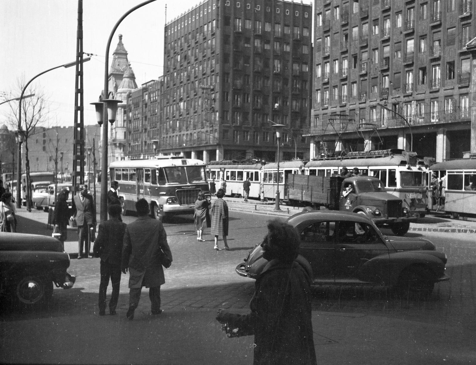 1962, Szomolányi József, traffic, bus, street view, public transport, tram, Ikarus 620, Fortepan #302756