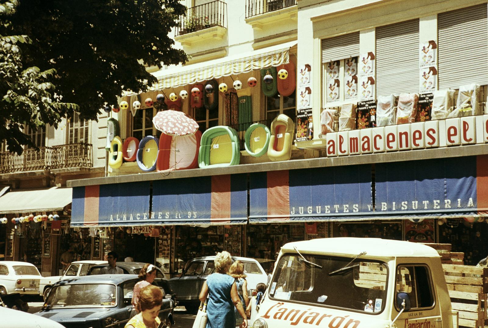 1970, Szomolányi József, colorful, beach stuff, Fortepan #302807