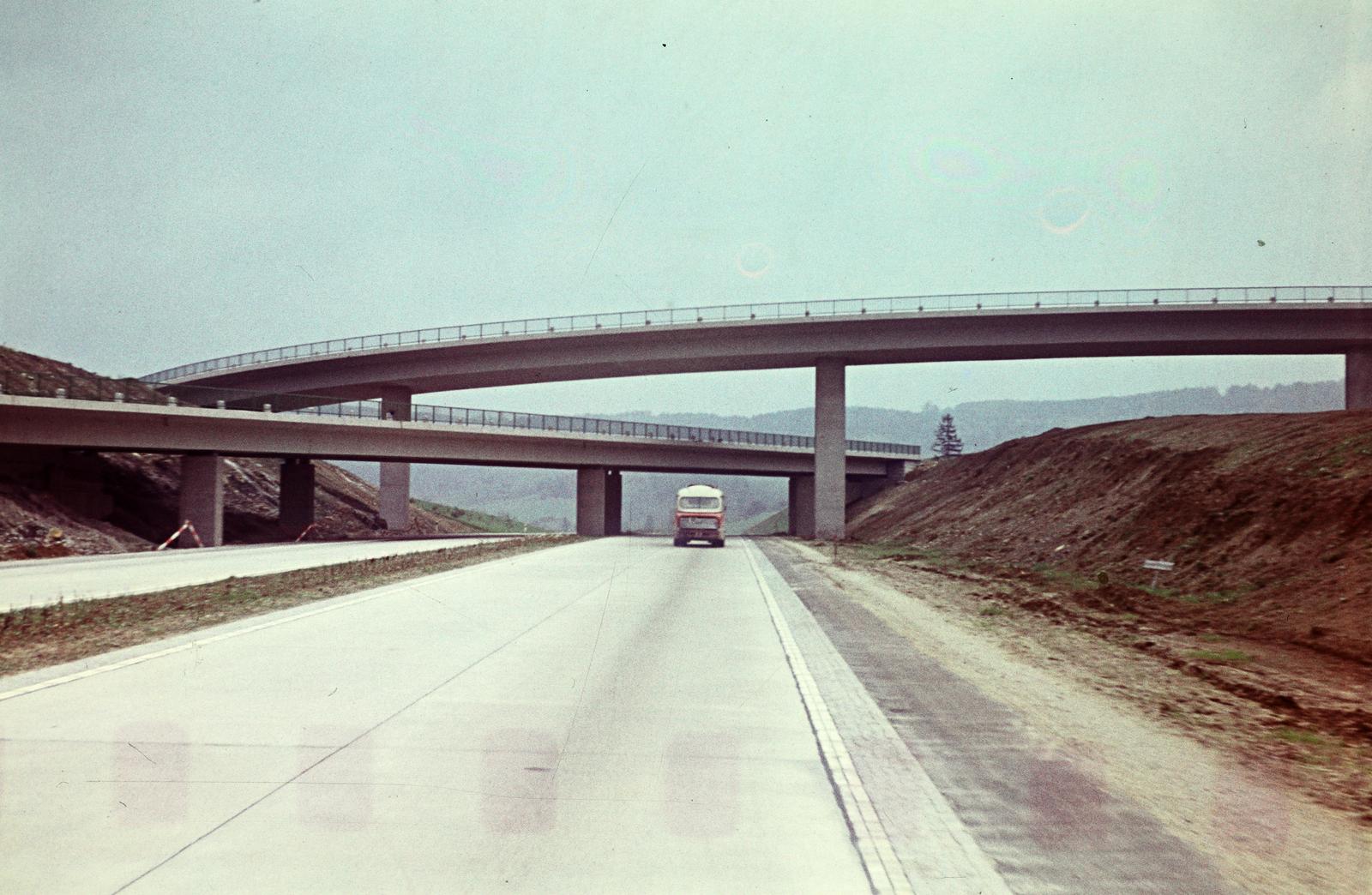 1971, Szomolányi József, színes, autópálya, felüljáró, Fortepan #302843