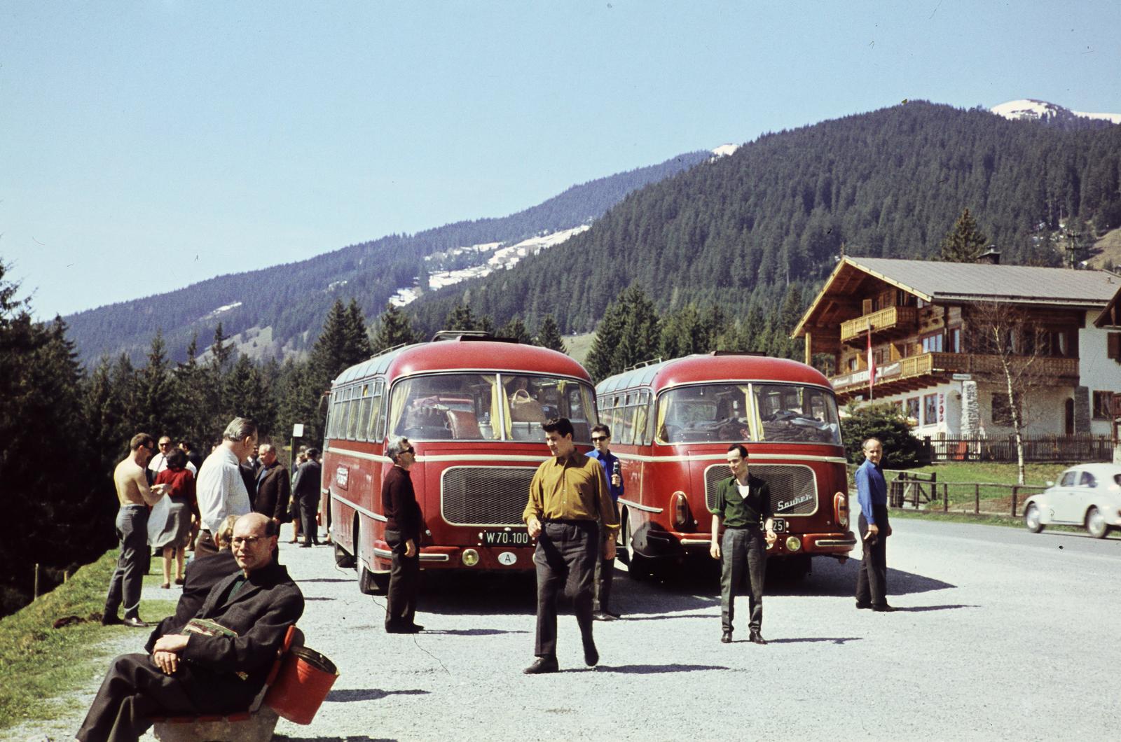 1964, Szomolányi József, bus, rest area, colorful, hillside, Fortepan #302848