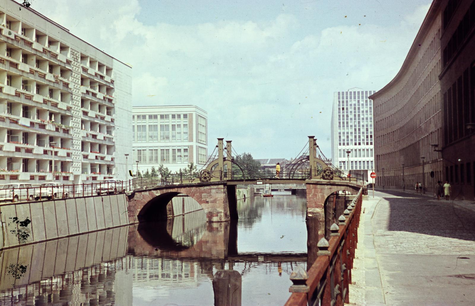 1968, Szomolányi József, colorful, canal, movable bridge, bridge, Fortepan #302868