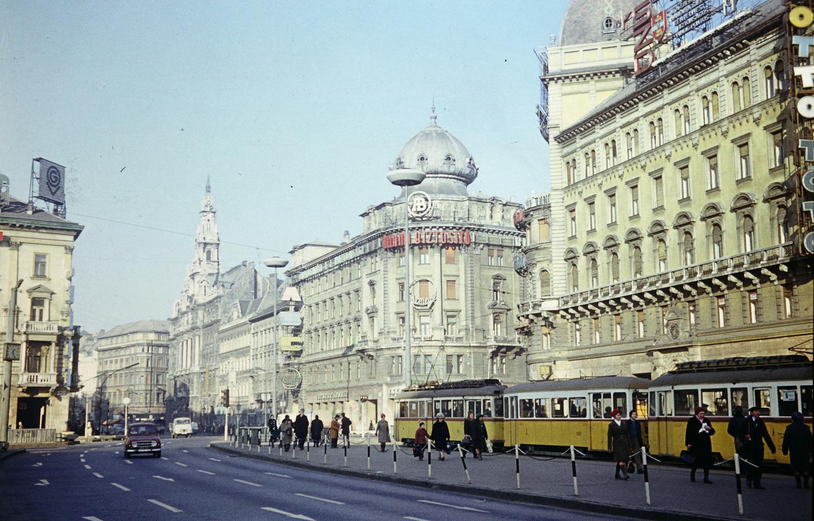 1971, Szomolányi József, villamosmegálló, színes, tömegközlekedés, útkereszteződés, Fortepan #302880