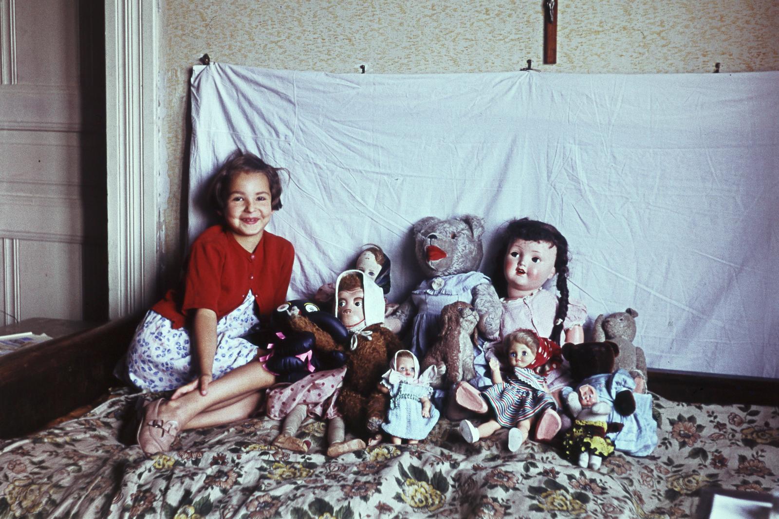 1953, Szomolányi József, Best of, colorful, toy doll, girl, toy animal, Fortepan #302890