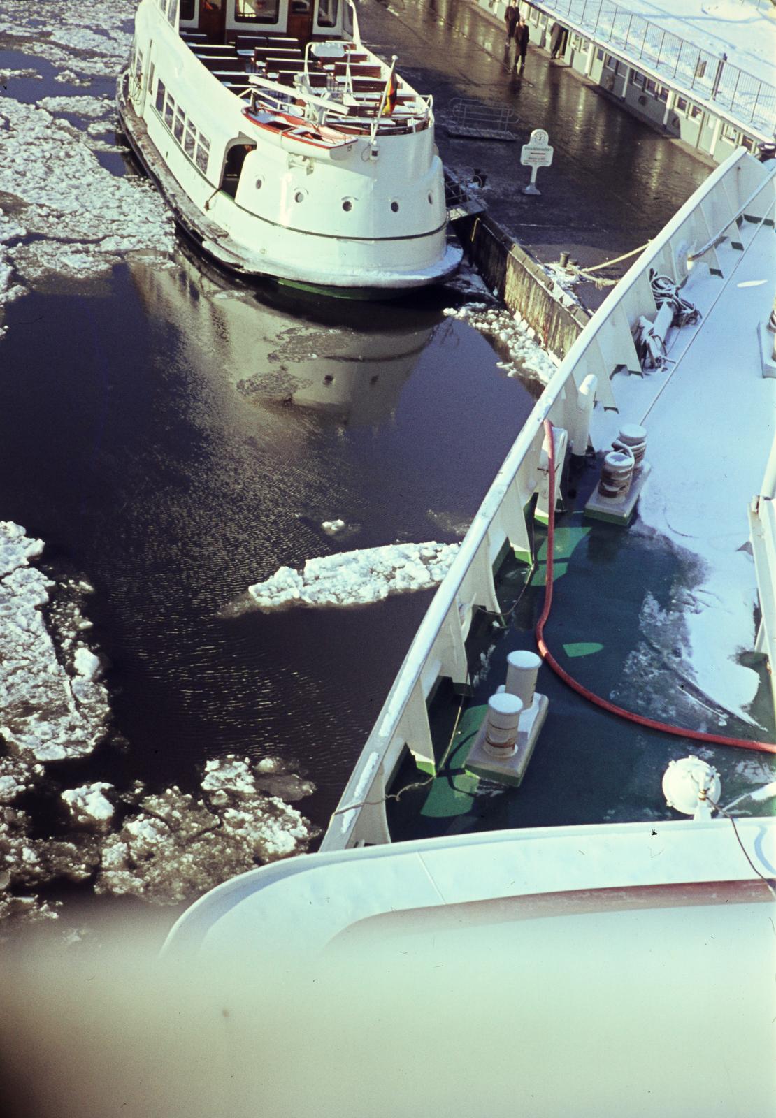 1964, Szomolányi József, felülnézet, színes, jég, Fortepan #302900