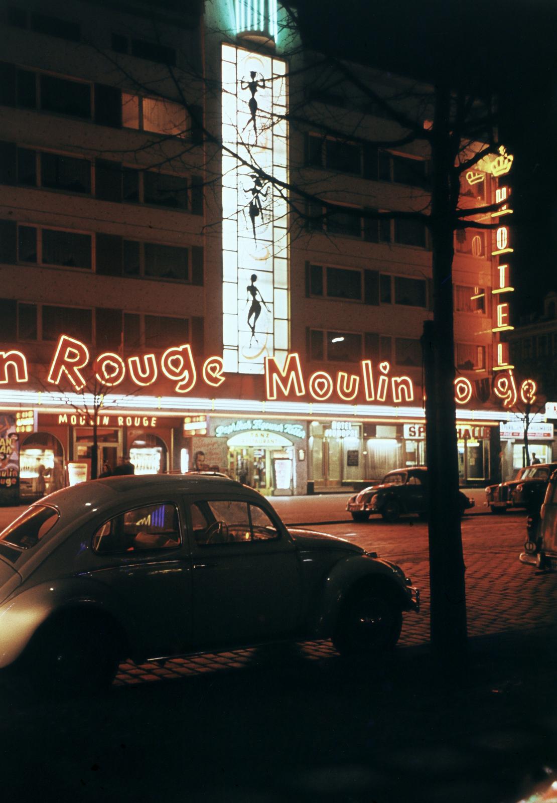 1968, Szomolányi József, colorful, french sign, neon sign, nightclub, Fortepan #302908